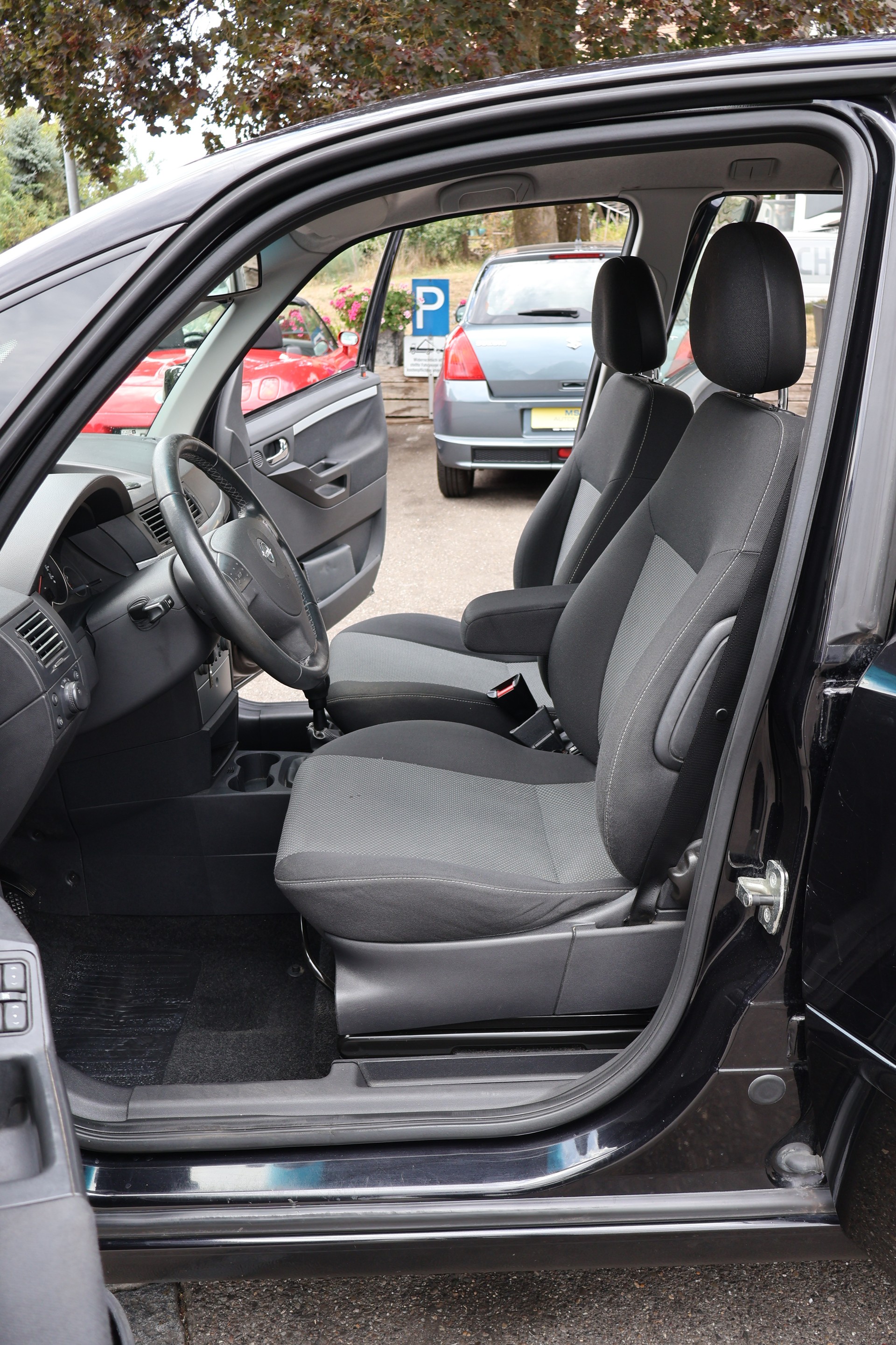 OPEL Meriva 1.6i-16 TP Cosmo-image-10