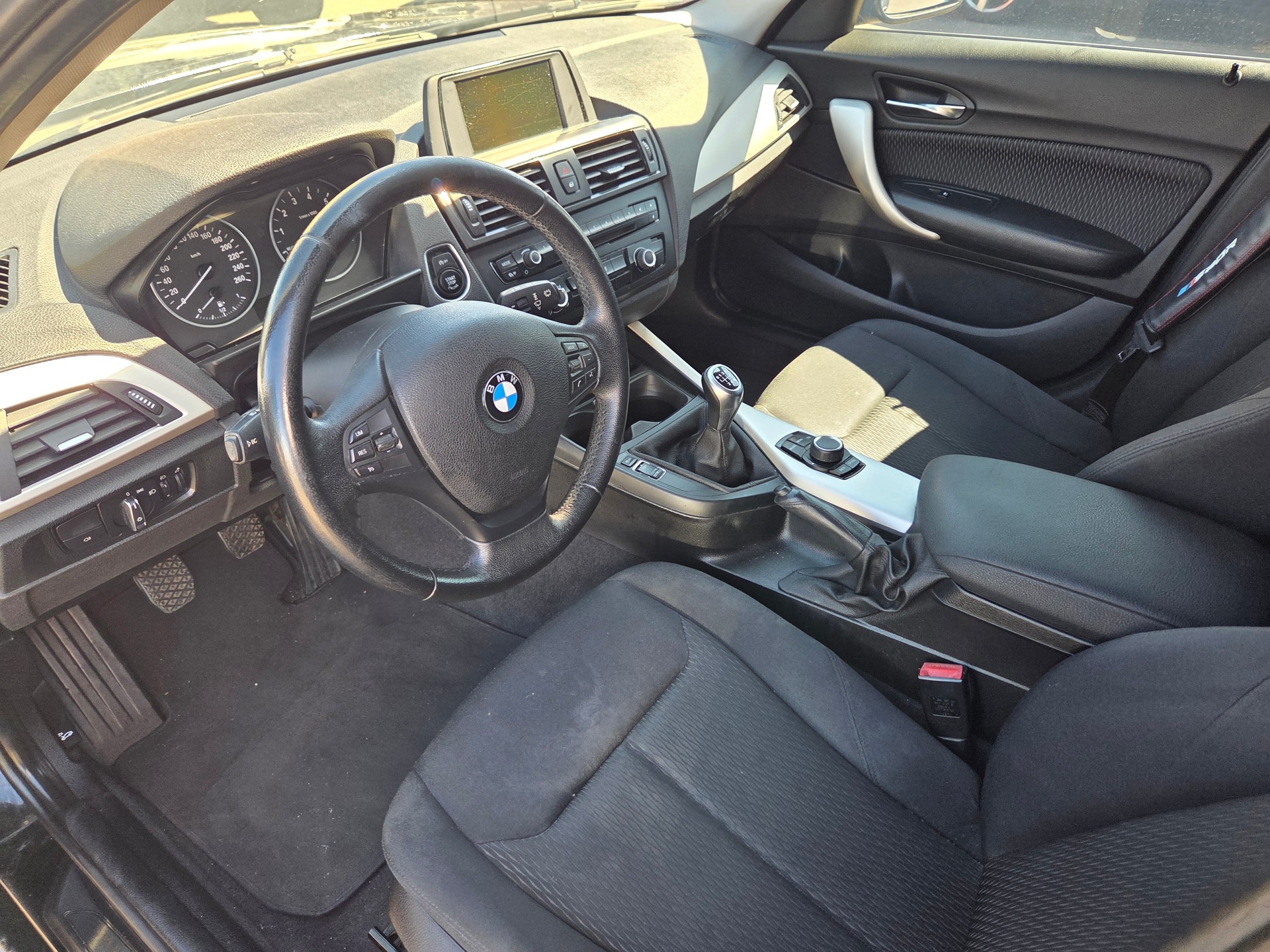 BMW 114i Business-image-3