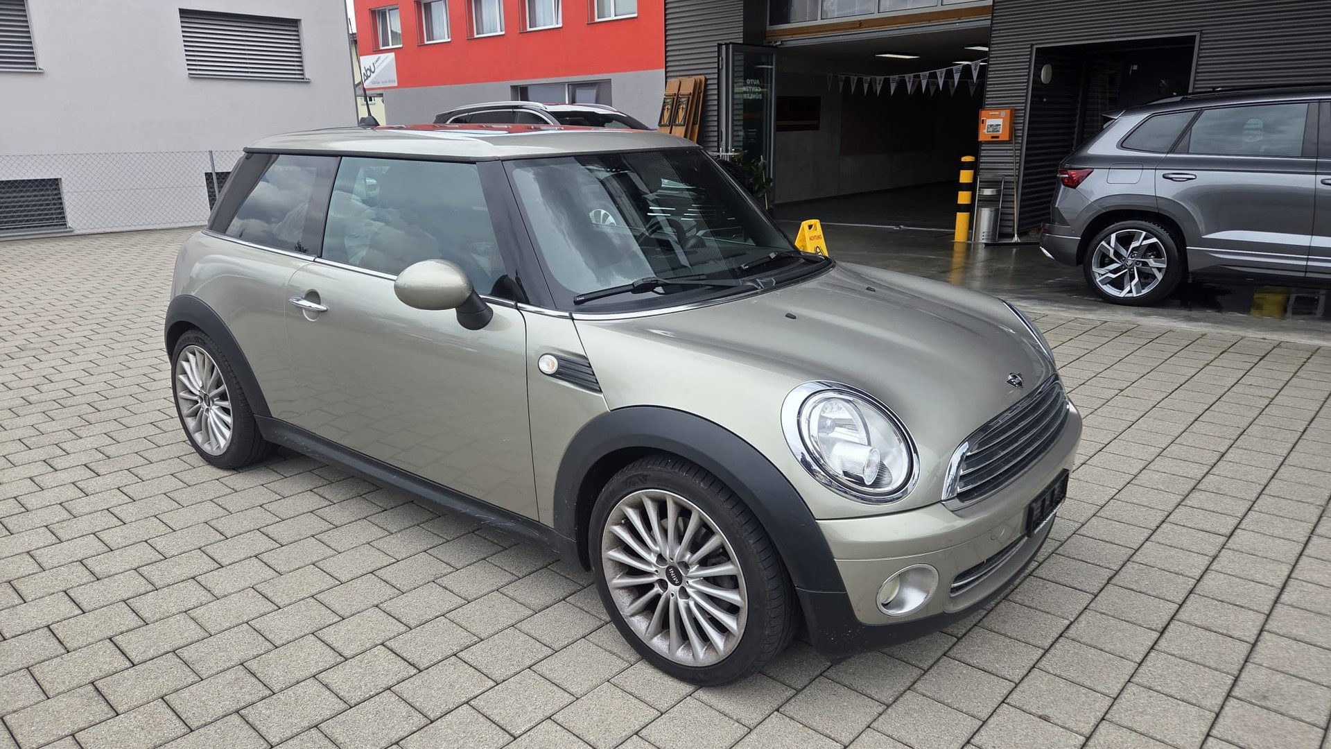 MINI Cooper-image-7