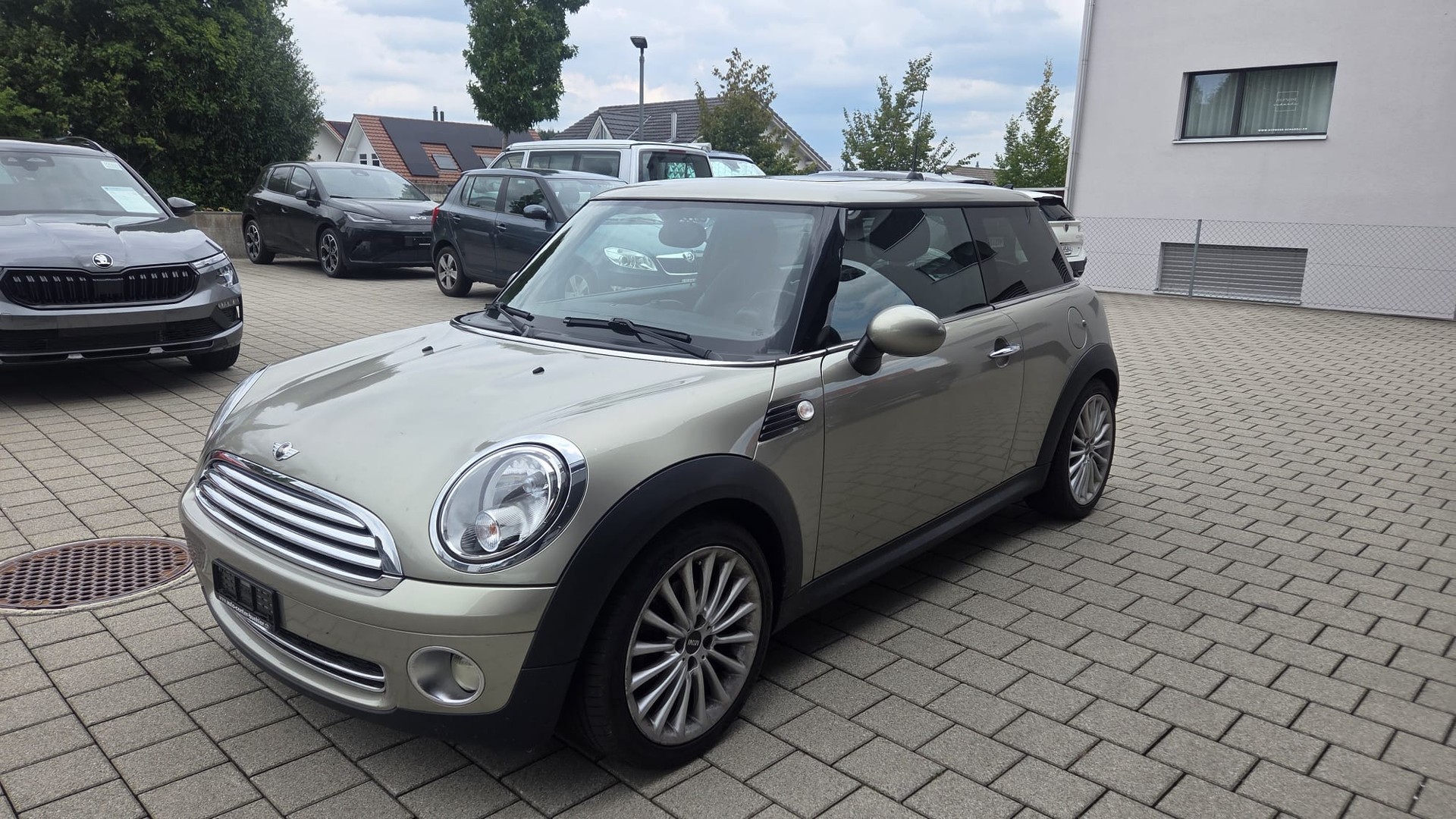 MINI Cooper-image-0