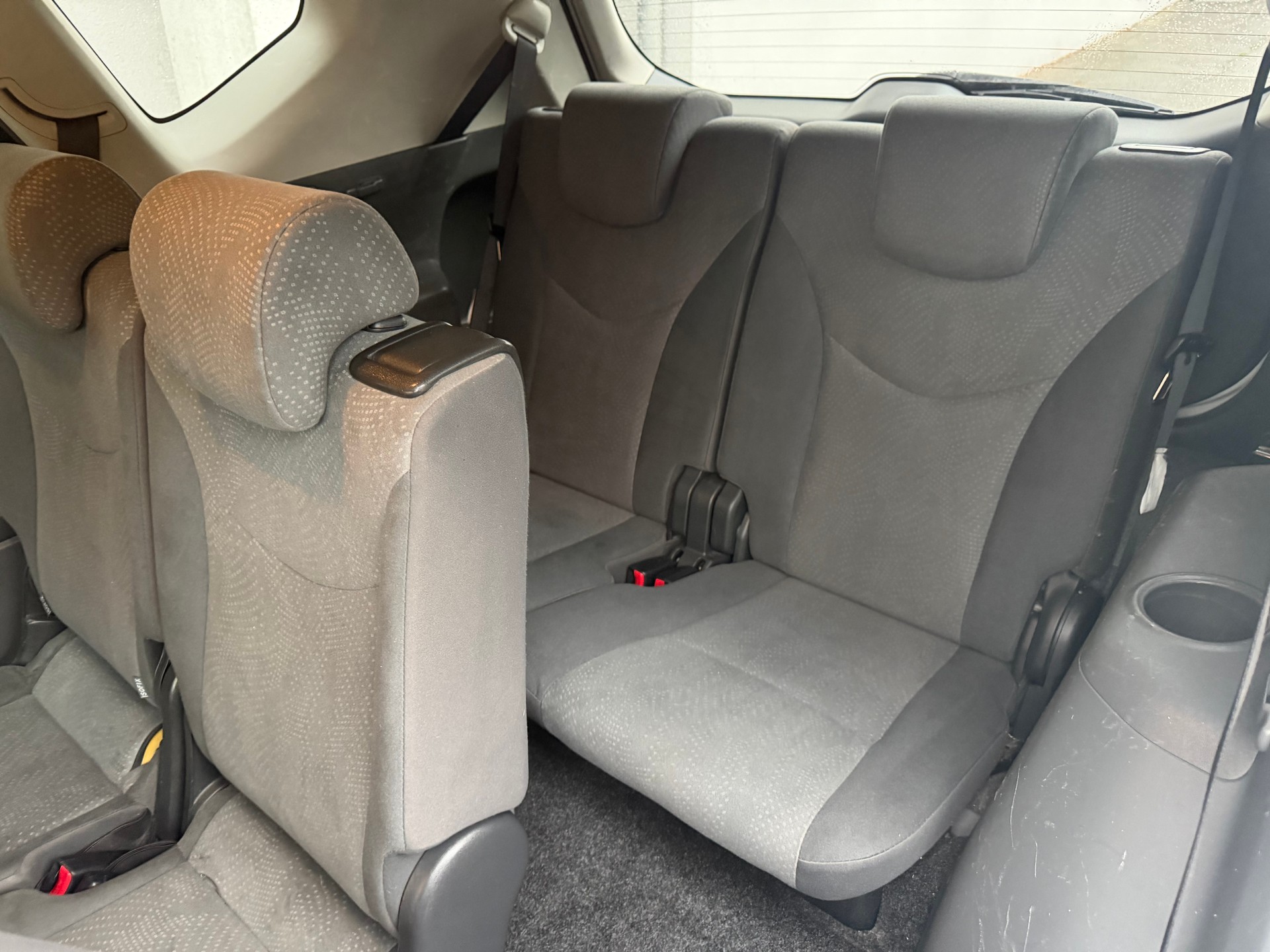 TOYOTA Prius+ 1.8 VVT-i HSD Luna ** 7-Plätzer ** Gr-Navi ** RF-Kamera ** Panorama-Glasdach ** H-UP-Disp ** Frisch Ab MFK & Service **-image-7