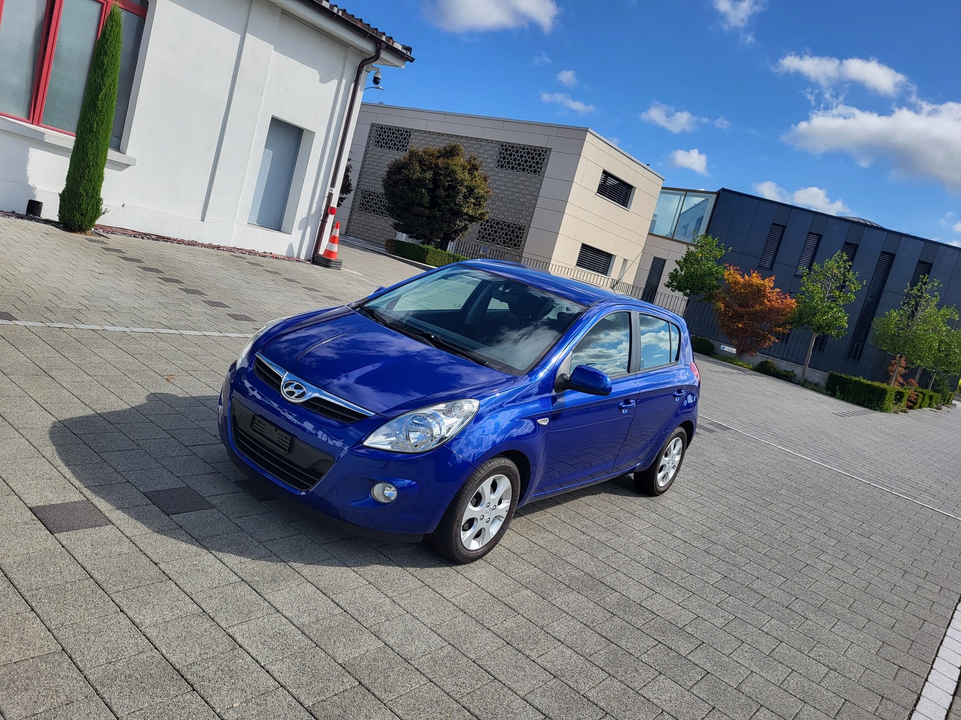 HYUNDAI i20 1.4 Style Automatic-image-3