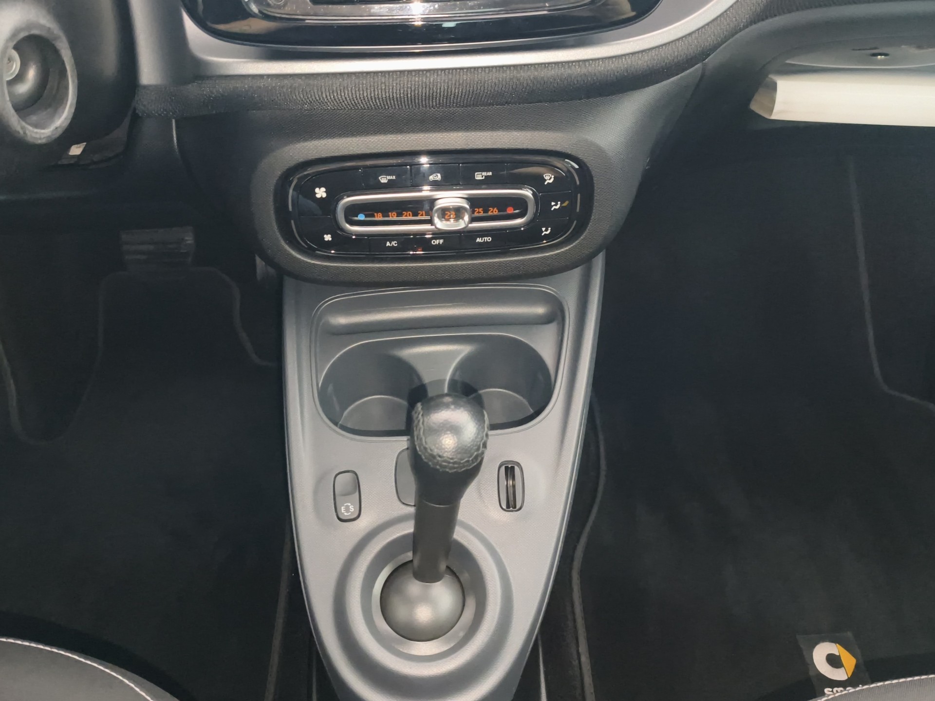 SMART fortwo passion twinmatic-image-14