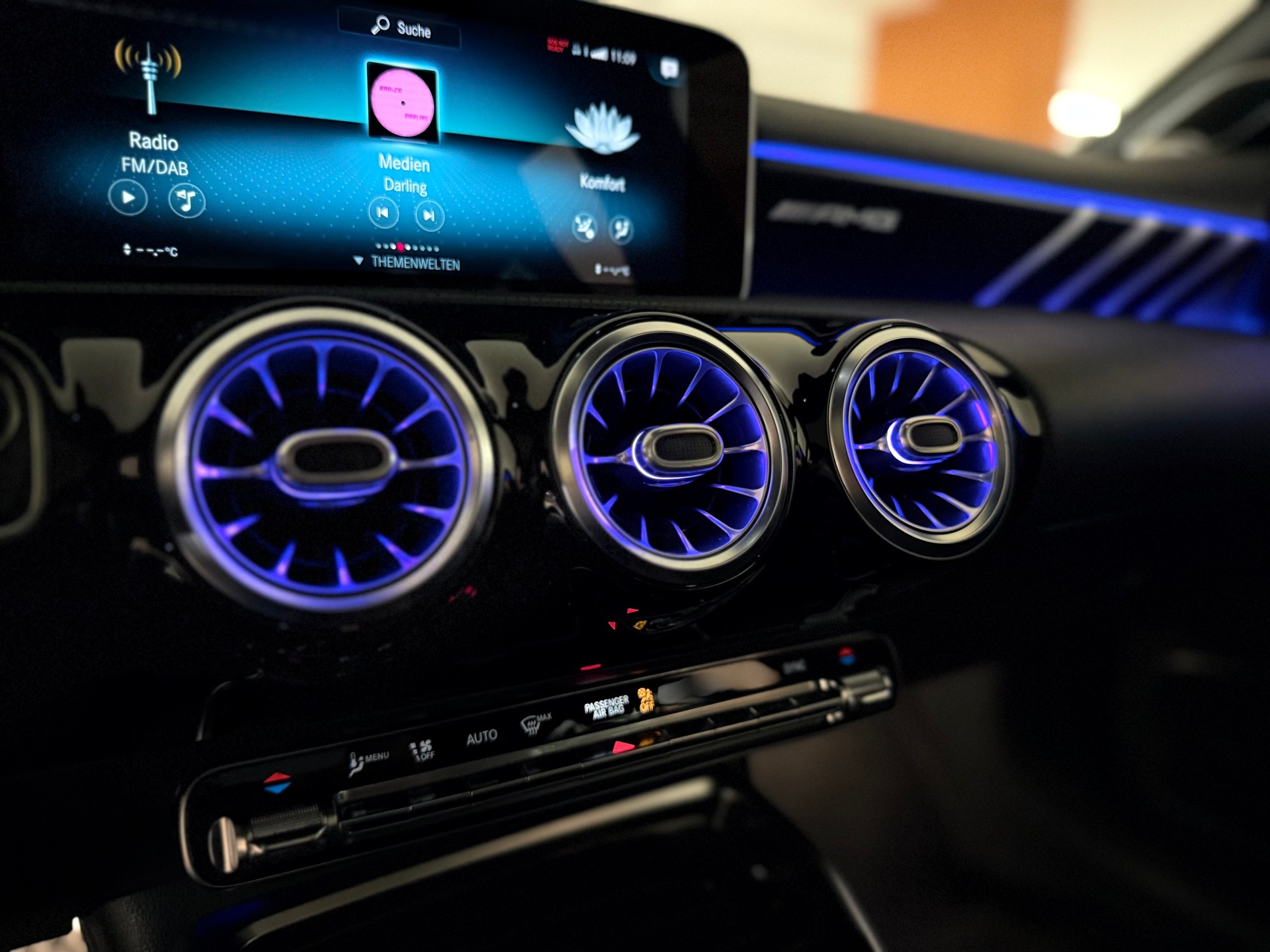 MERCEDES-BENZ CLA Shooting Brake 45 S AMG 4Matic+ 8G-DCT-image-13