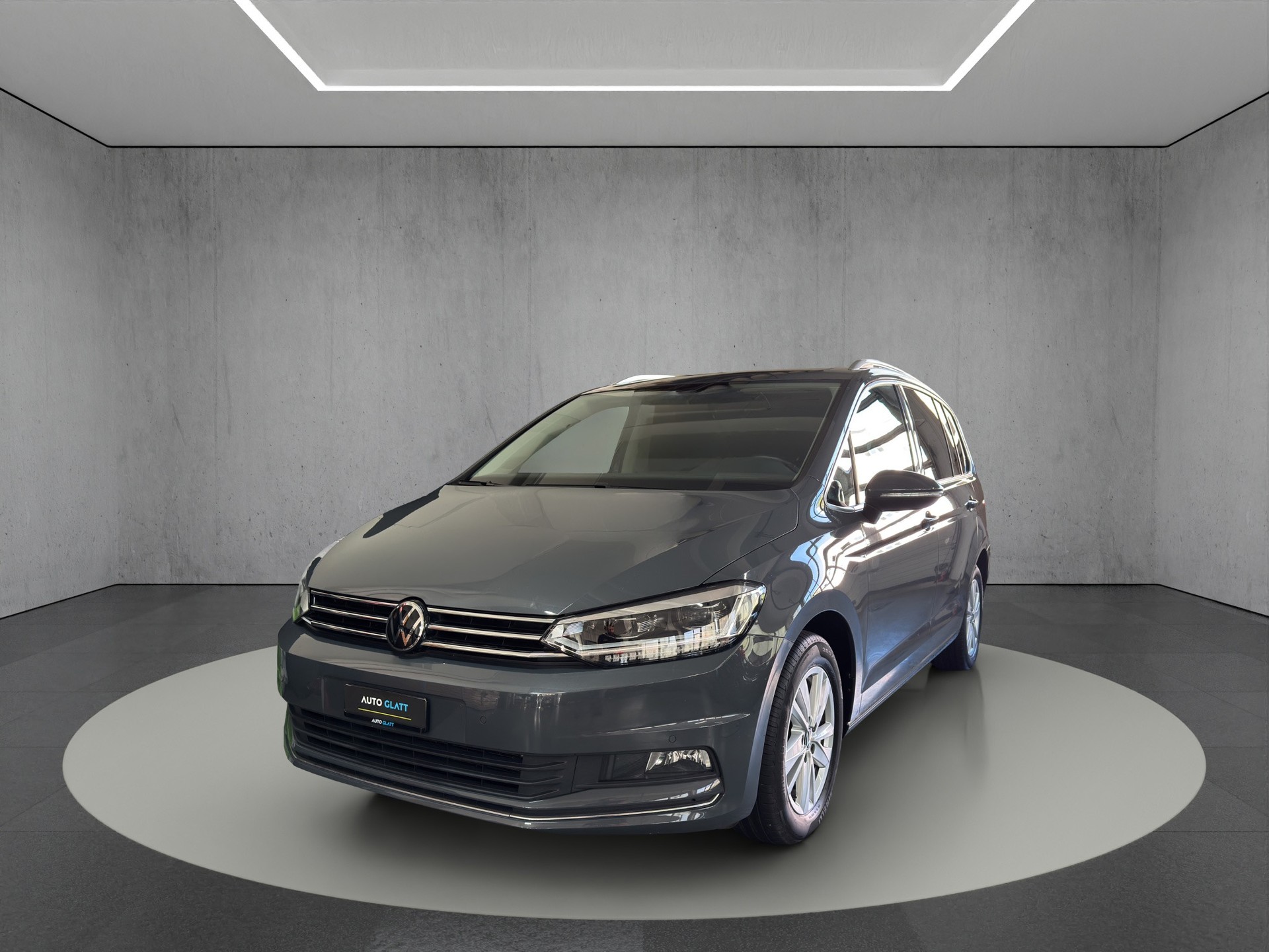 VW Touran 1.5 TSI EVO Highline 7-Pl. DSG "Kindersitze integriert-Pano-AHK"-image-27