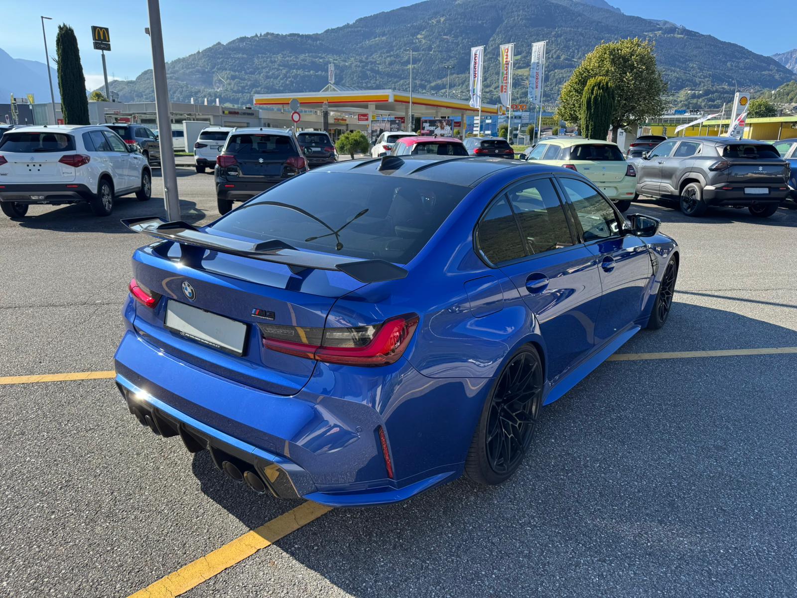 BMW M3 Competition M xDrive-image-4