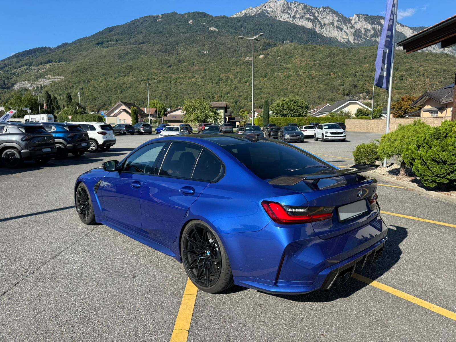 BMW M3 Competition M xDrive-image-2