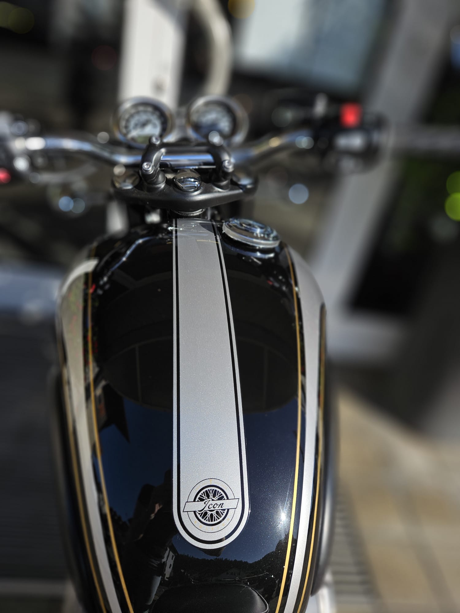 TRIUMPH Bonneville T120-image-10