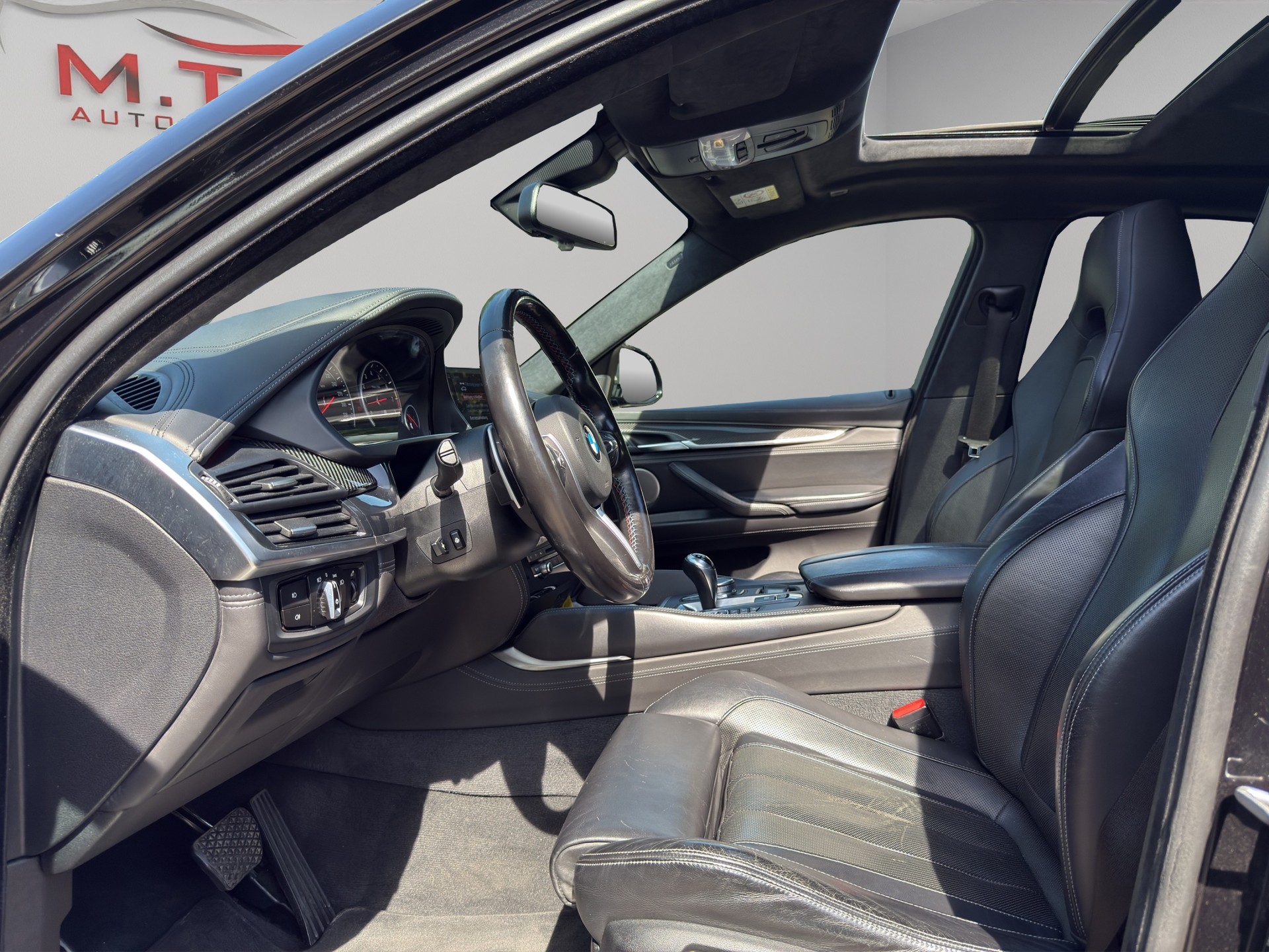 BMW X6M Steptronic-image-14