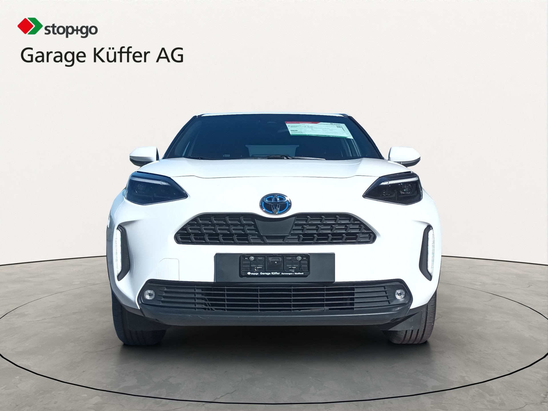 TOYOTA Yaris Cross 1.5 Team Deutschland e-CVT AWDi-image-1