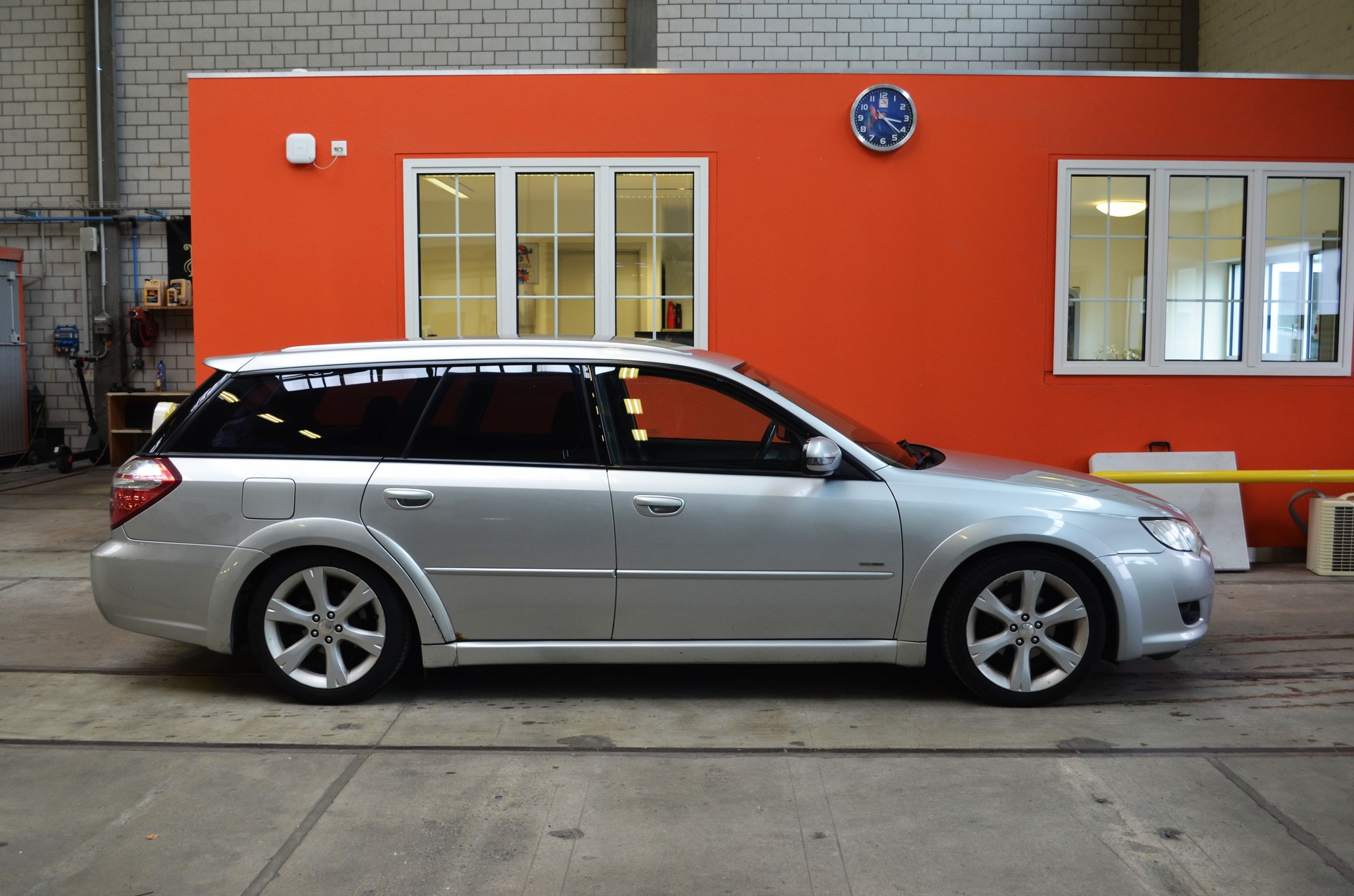 SUBARU Legacy 2.0R AWD Comfort-image-3