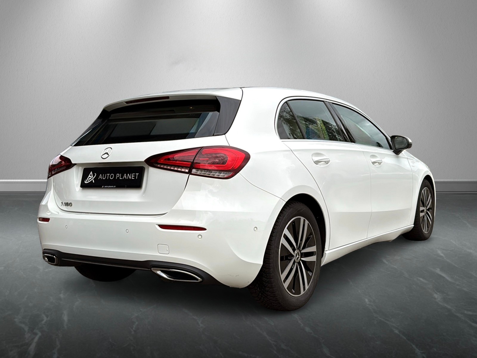 MERCEDES-BENZ A 180 Progressive 7G-DCT-image-4