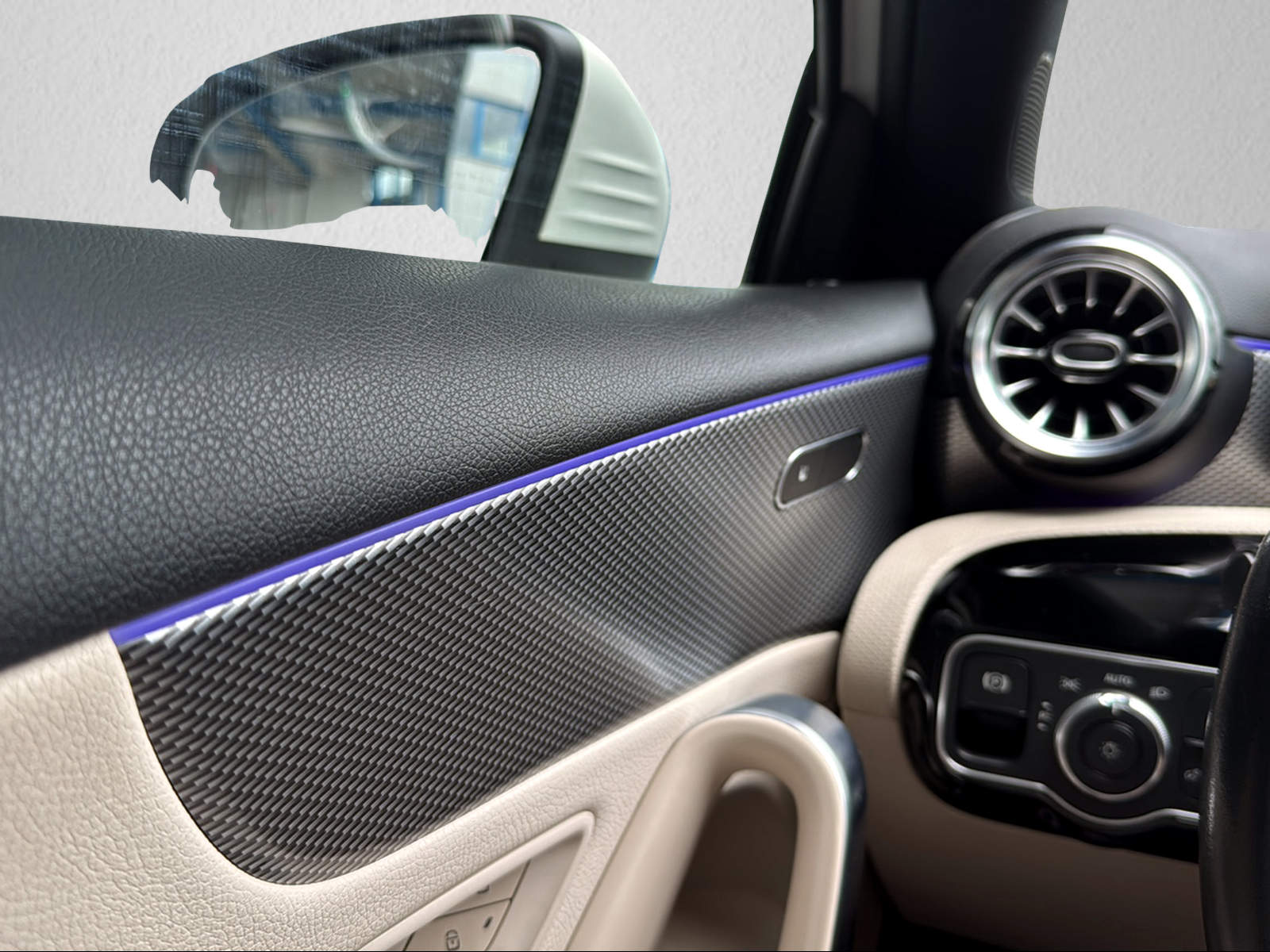 MERCEDES-BENZ A 180 Progressive 7G-DCT-image-7