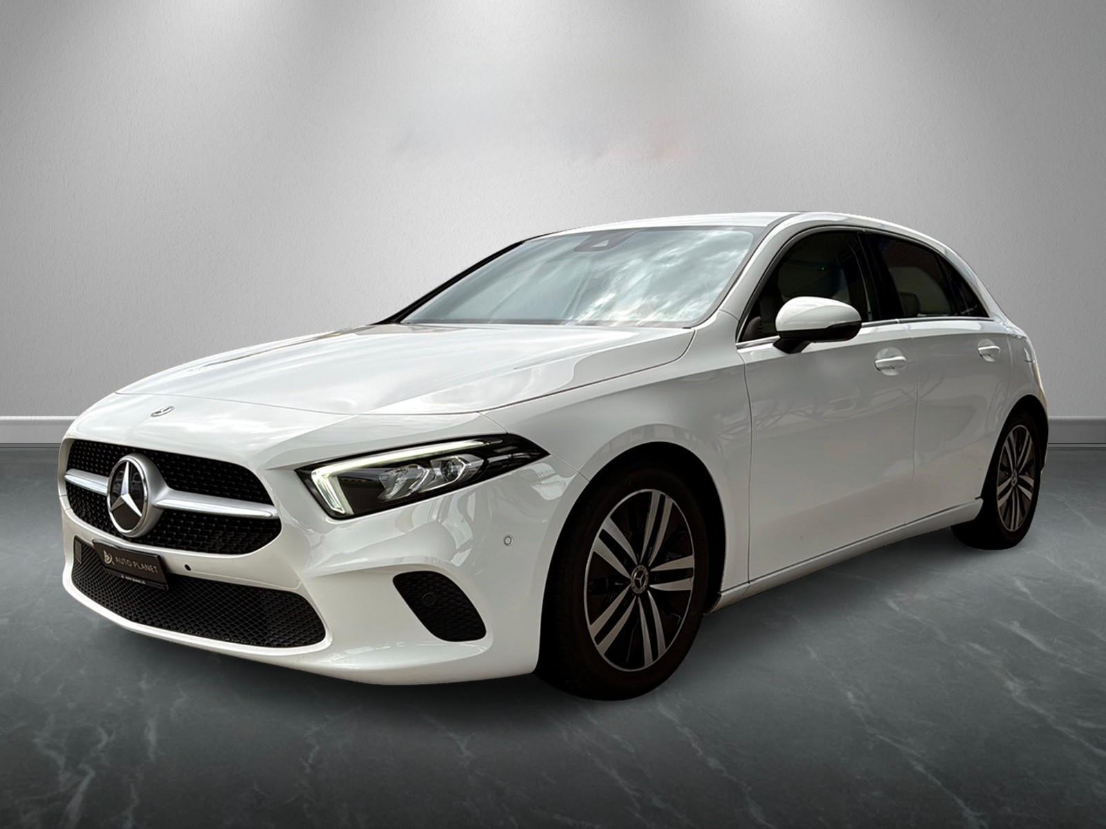 MERCEDES-BENZ A 180 Progressive 7G-DCT-image-0
