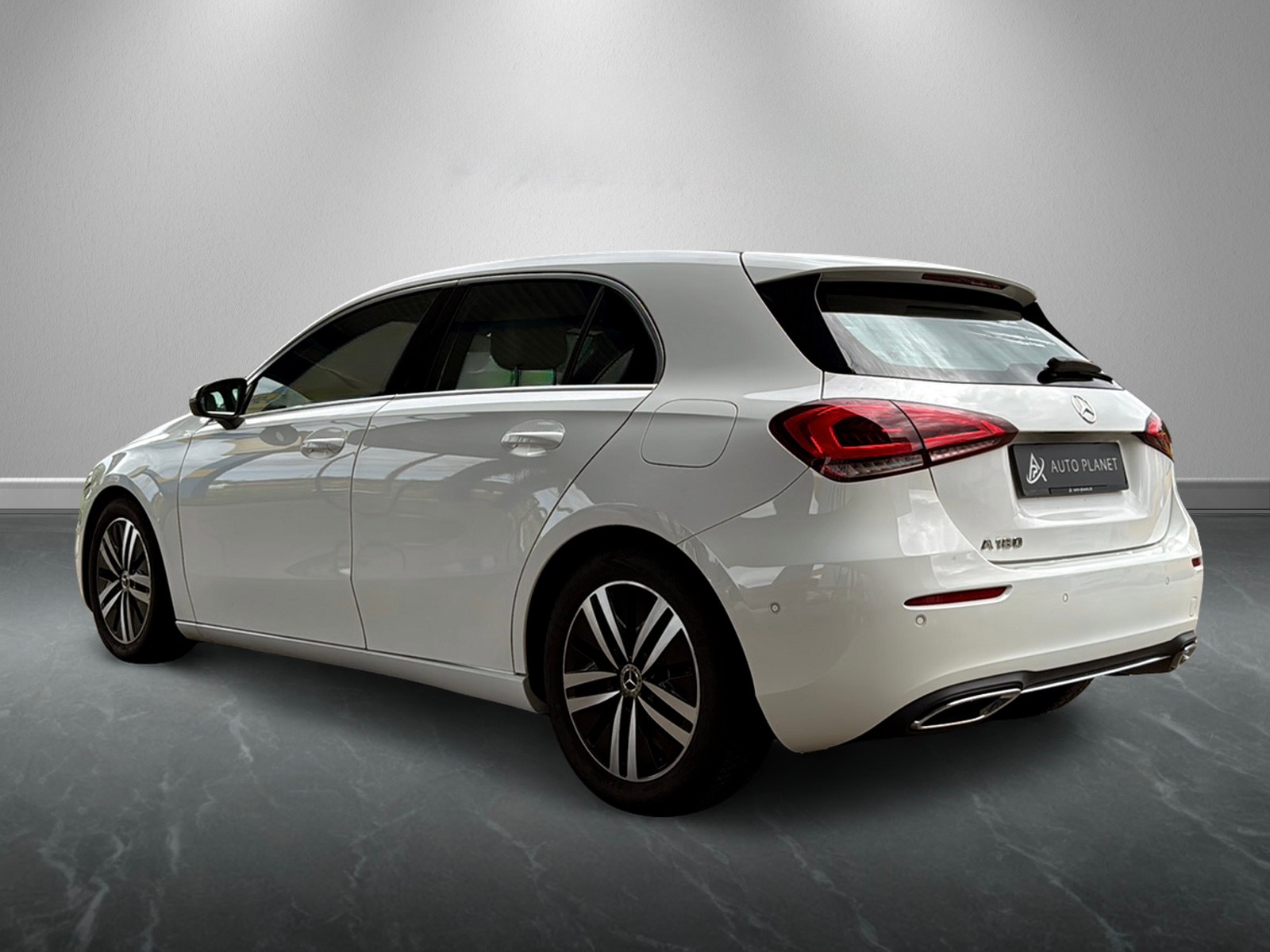 MERCEDES-BENZ A 180 Progressive 7G-DCT-image-2