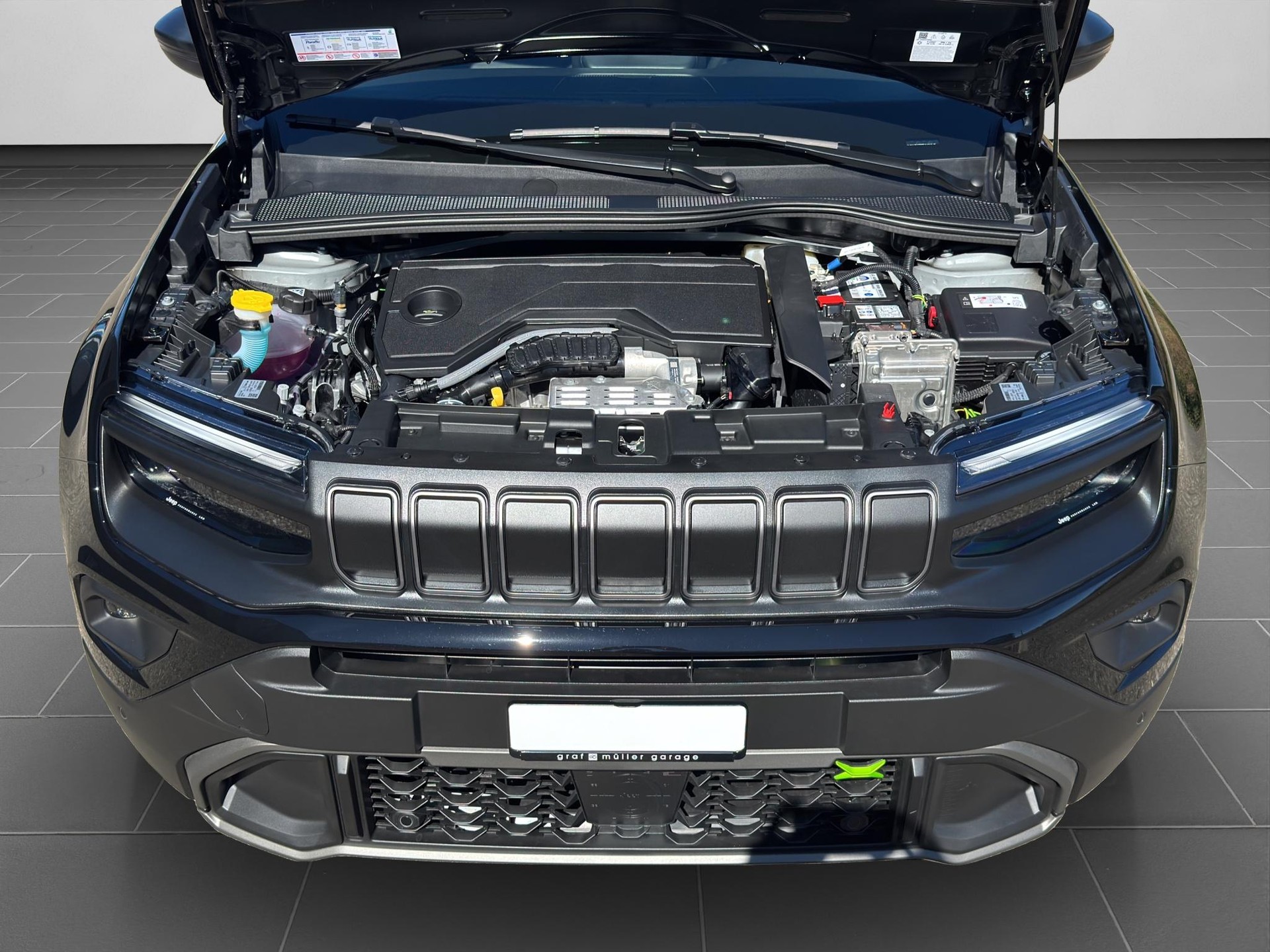 JEEP Avenger 1.2 MHEV Overland 4xe-image-22