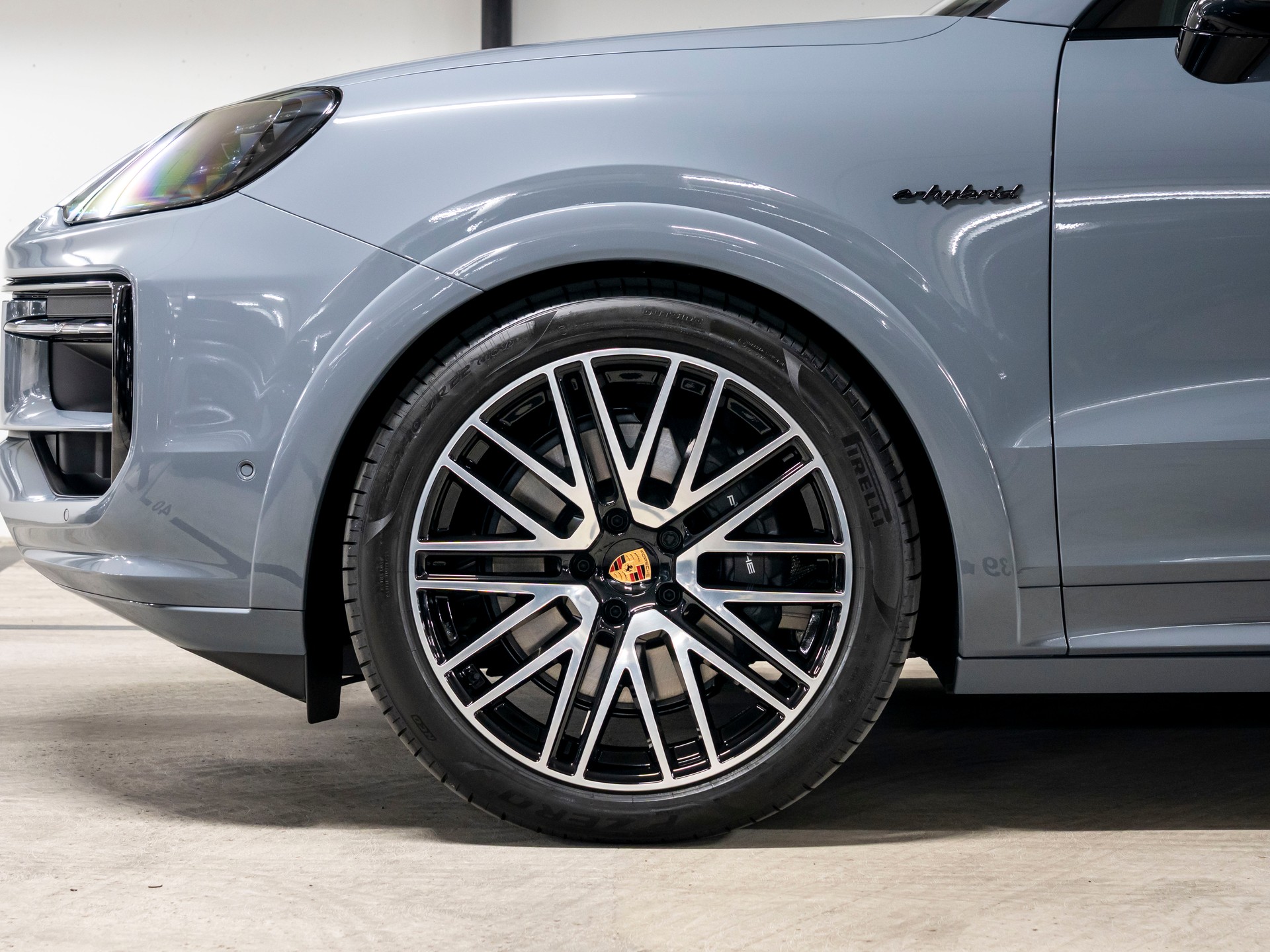PORSCHE Cayenne E-Hybrid Black Edition Tiptronic-image-25