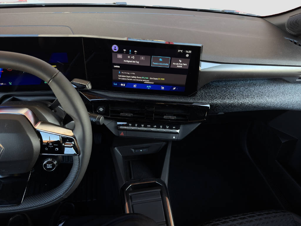 RENAULT Clio 1.8 E-Tech techno-image-10