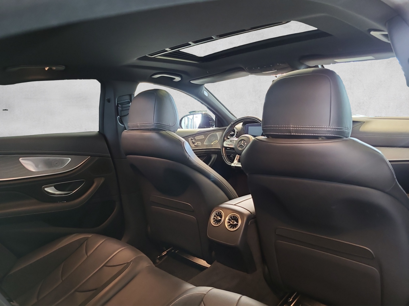 MERCEDES-BENZ CLS 53 AMG 4matic+ Coupé-image-6