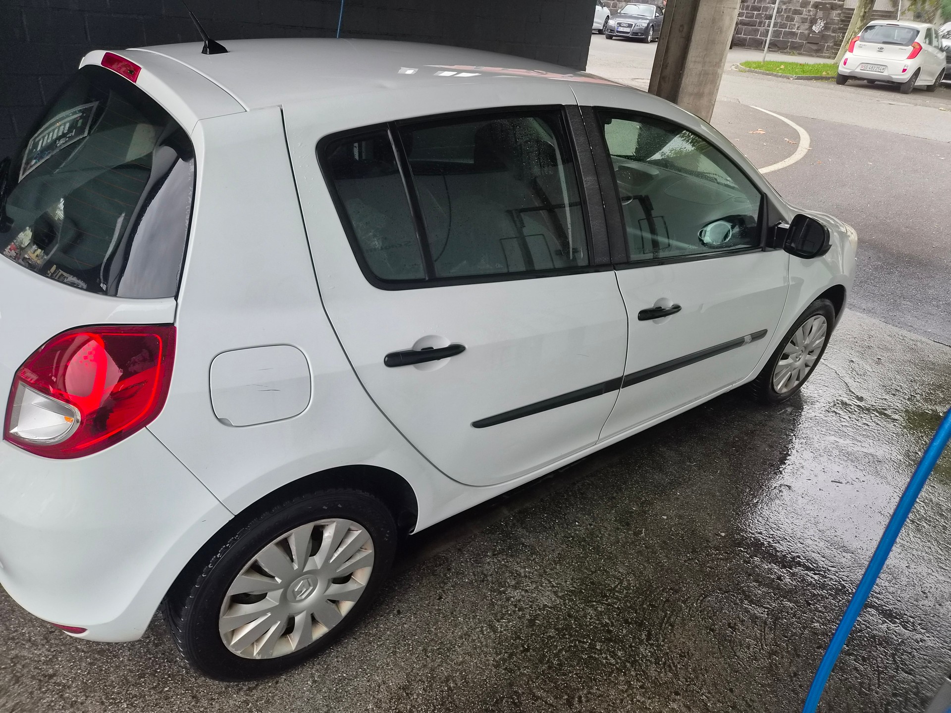 RENAULT Clio 1.2 16V Expression-image-5