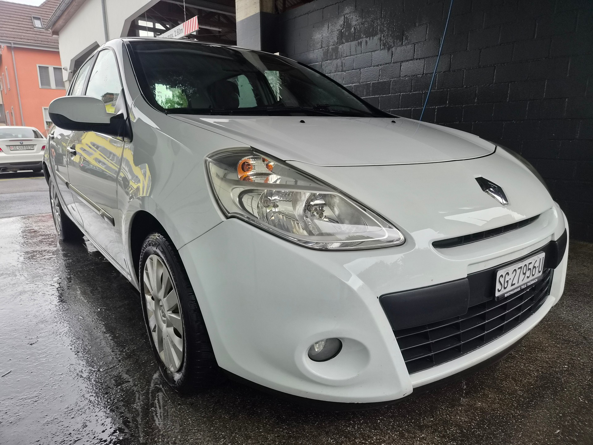 RENAULT Clio 1.2 16V Expression-image-0