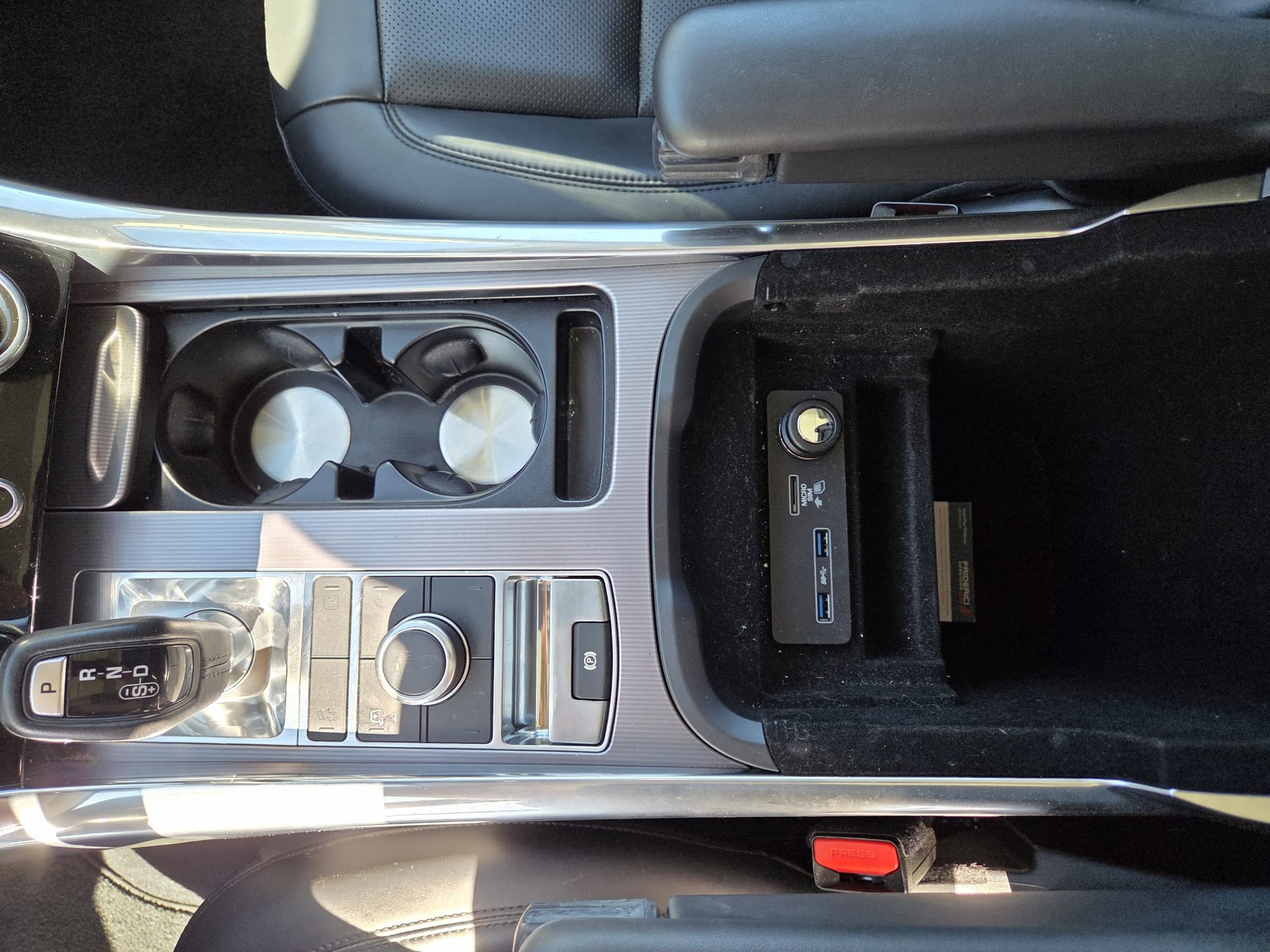 LAND ROVER Range Rover Sport P400e 2.0 I4 PHEV SE Automatic-image-13