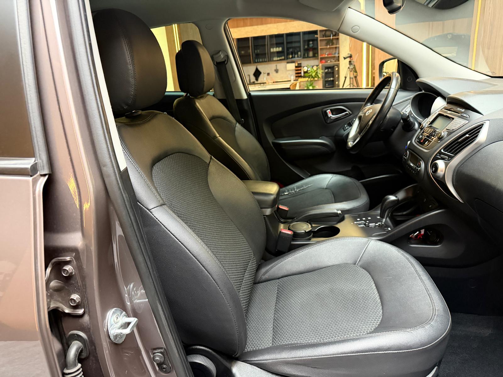HYUNDAI ix35 2.0 GDi Style-image-16