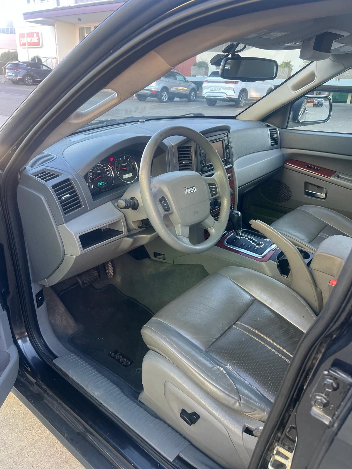 JEEP Grand Cherokee 3.0 CRD Limited Automatic-image-3