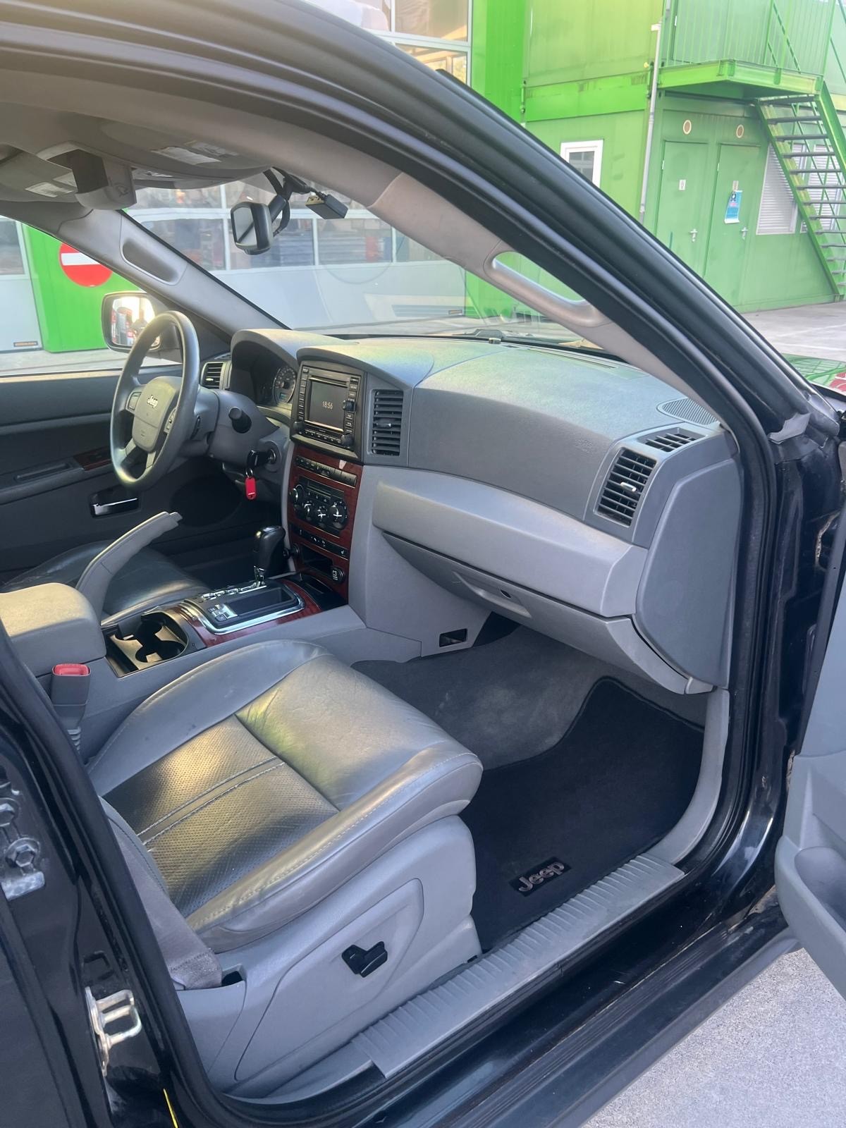 JEEP Grand Cherokee 3.0 CRD Limited Automatic-image-5