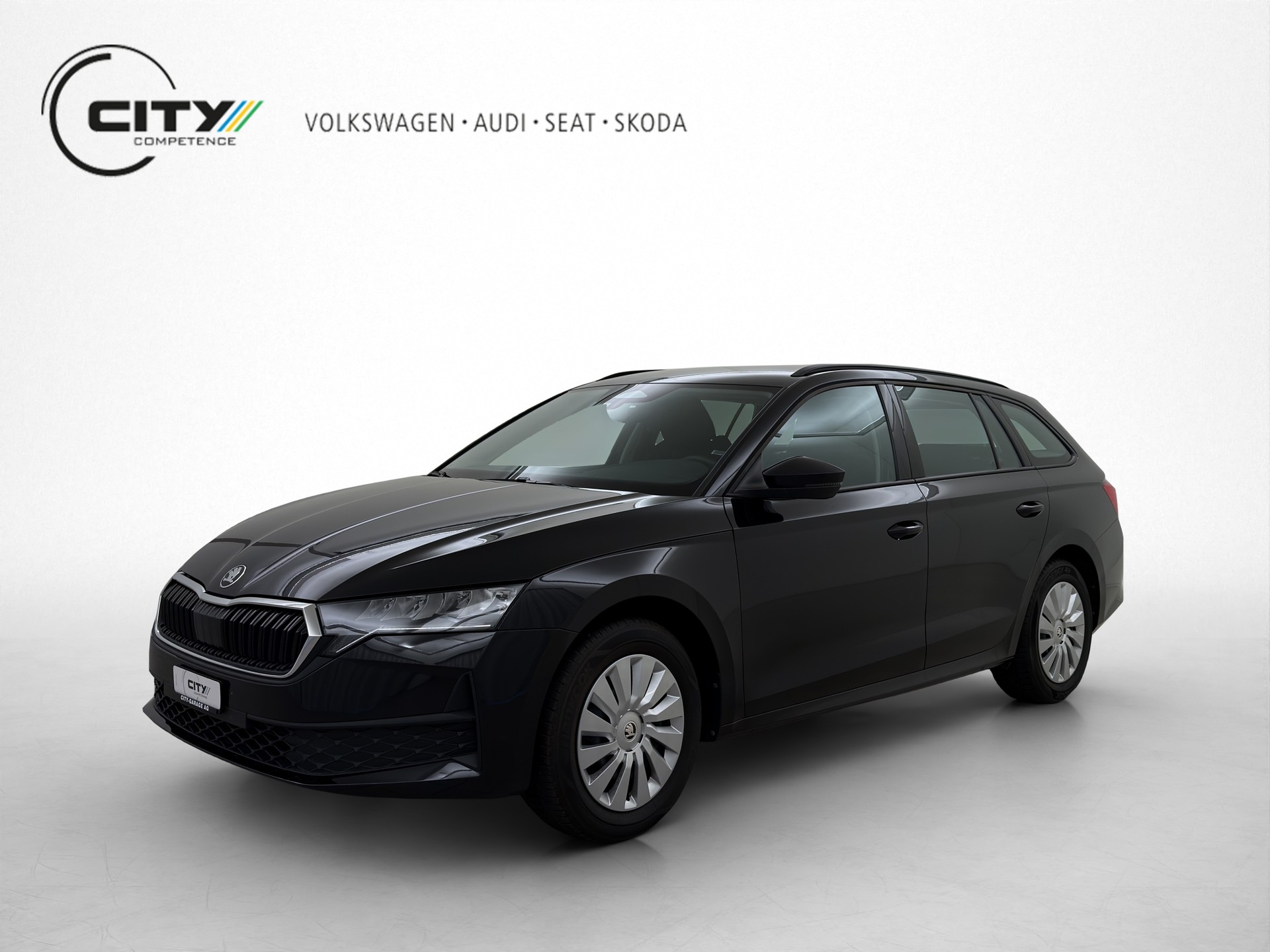 SKODA Octavia Combi 1.5 eTSI Essence DSG-image-0
