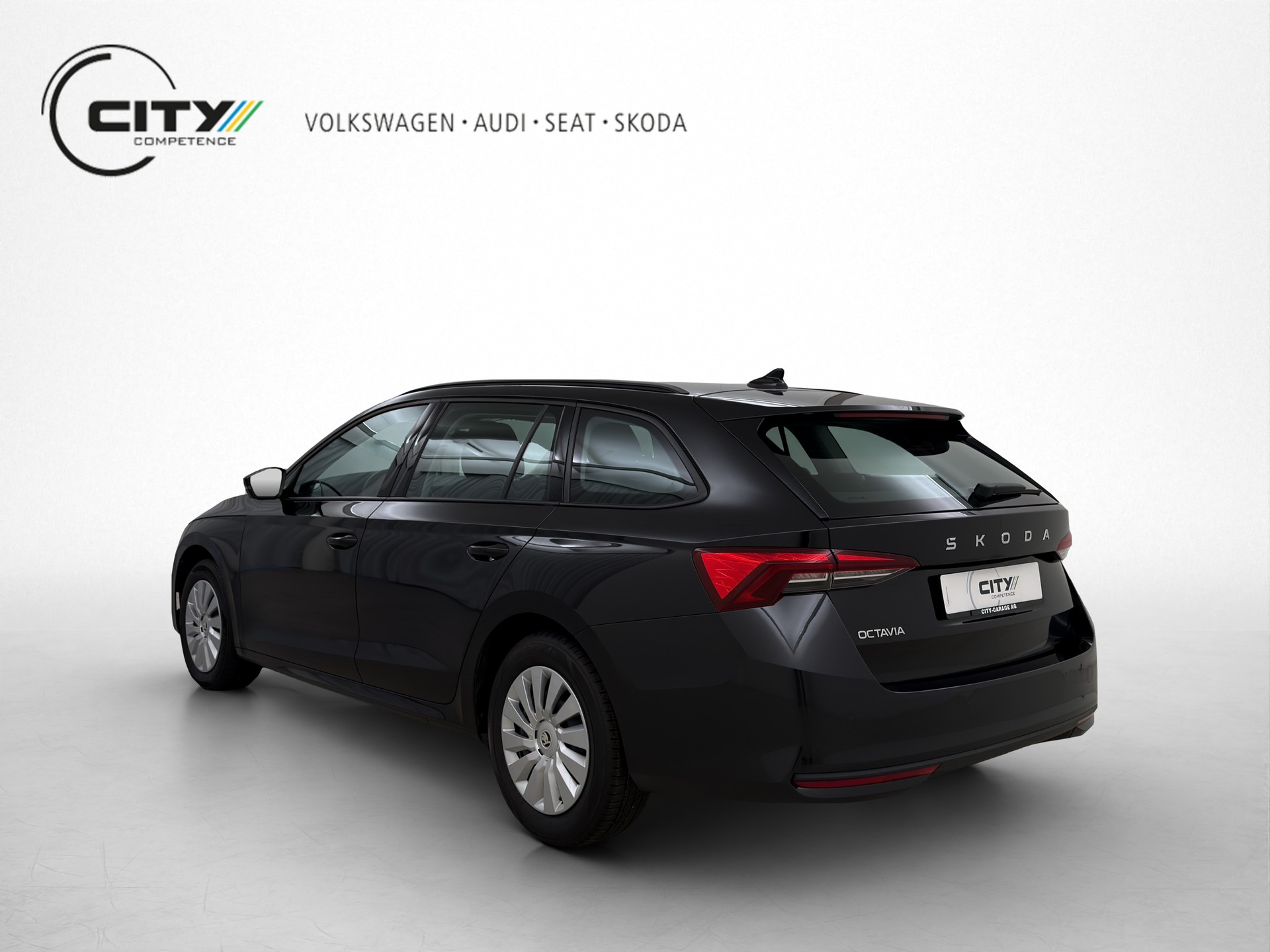 SKODA Octavia Combi 1.5 eTSI Essence DSG-image-1
