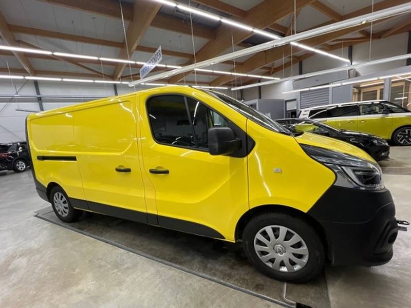 RENAULT Trafic 2.0 ENERGY dCi145 3.0t Business L1H1-image-2