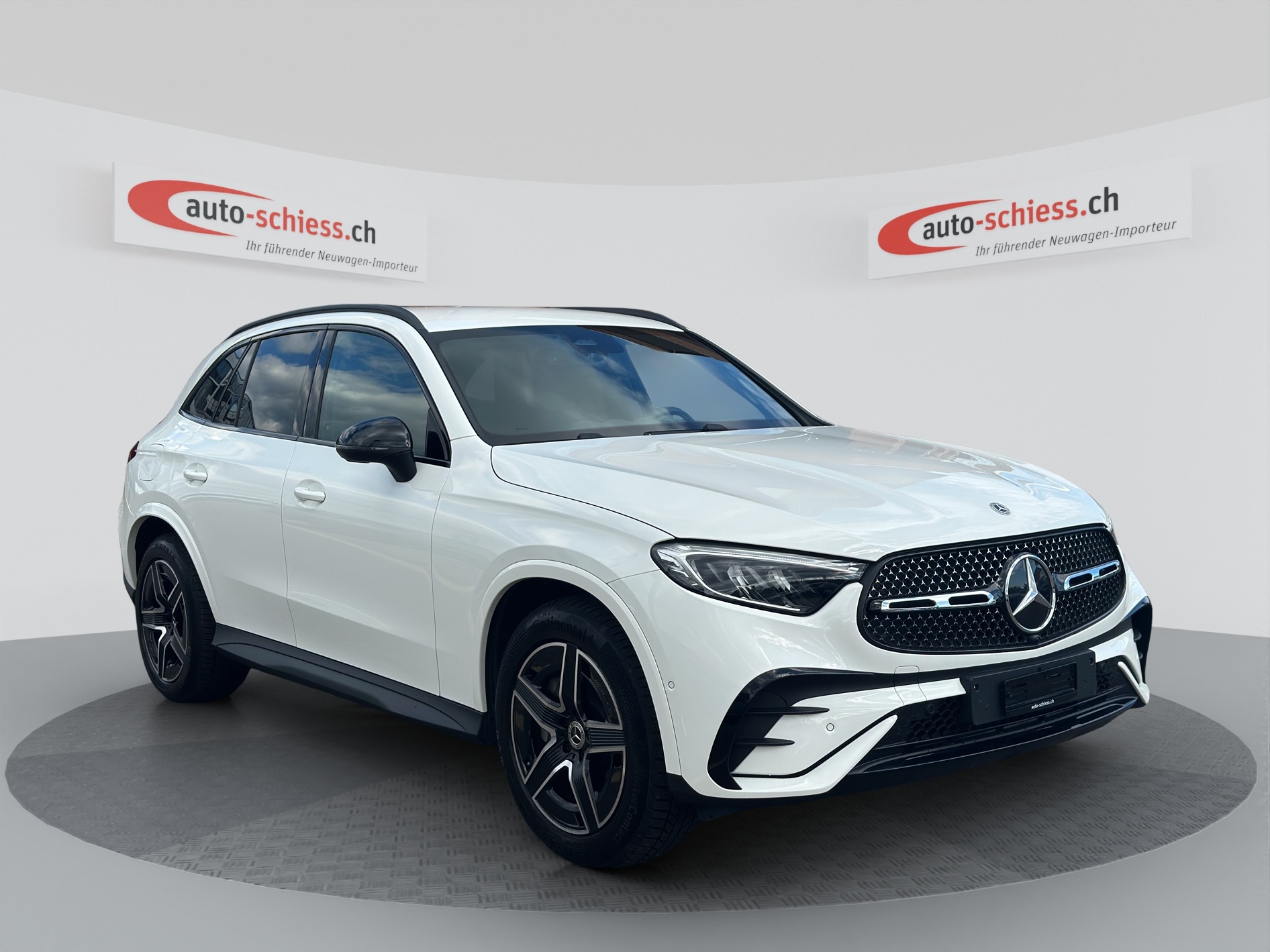 MERCEDES-BENZ GLC 300 d AMG Line 4Matic Night 9G-Tronic-image-0