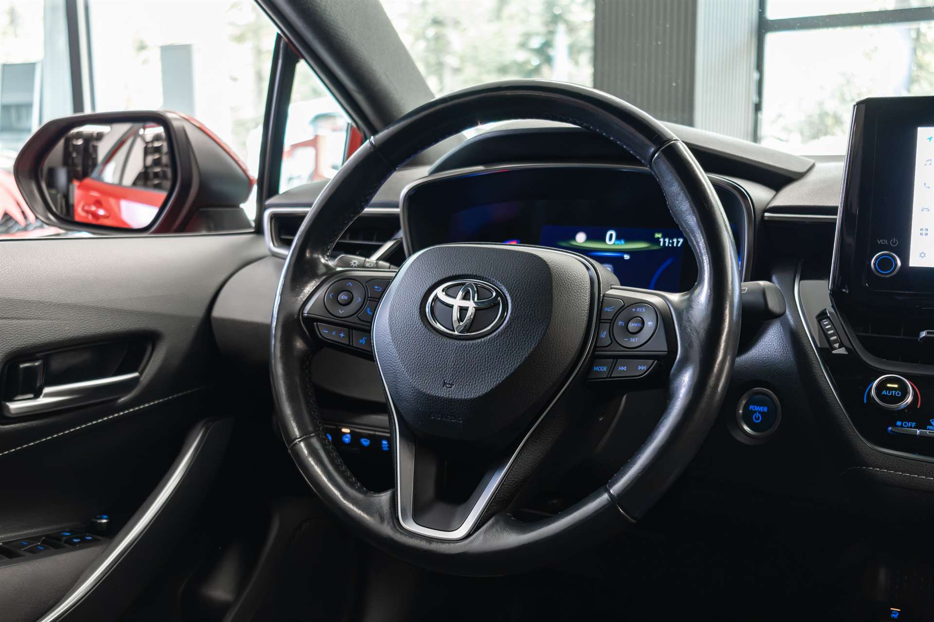 TOYOTA Corolla Touring Sports 1.8 HSD Comfort e-CVT-image-6
