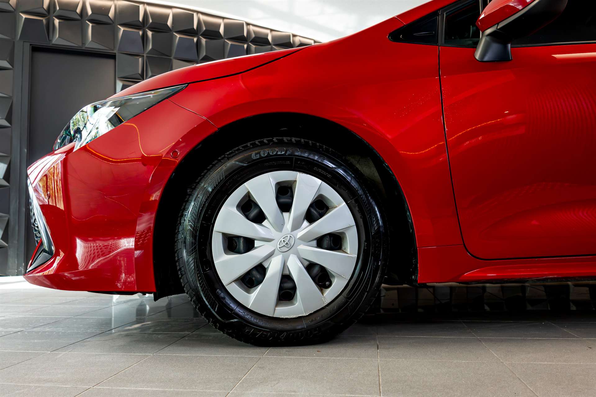 TOYOTA Corolla Touring Sports 1.8 HSD Comfort e-CVT-image-27