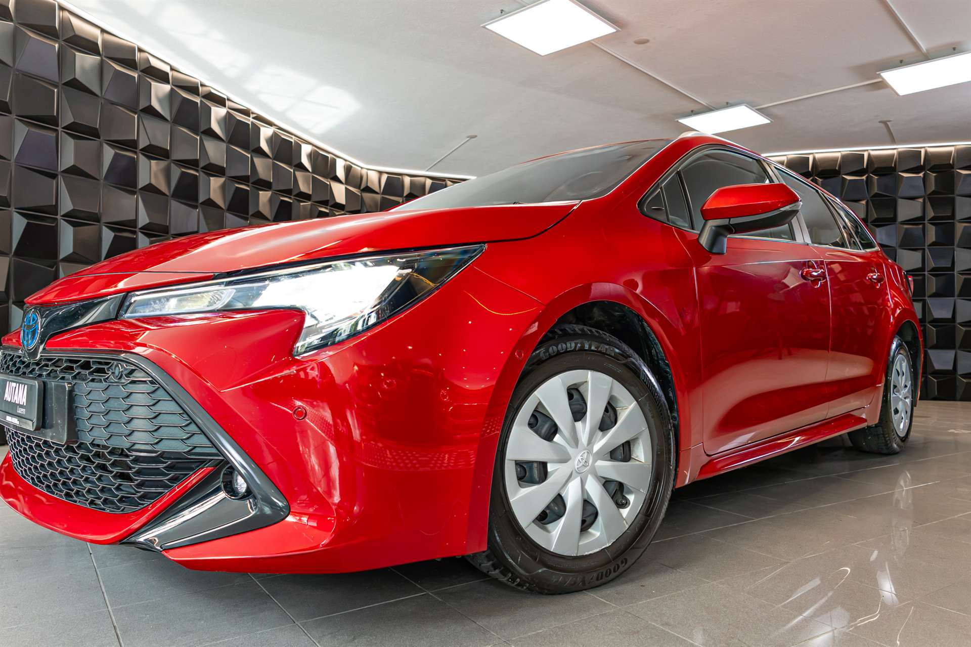 TOYOTA Corolla Touring Sports 1.8 HSD Comfort e-CVT-image-25