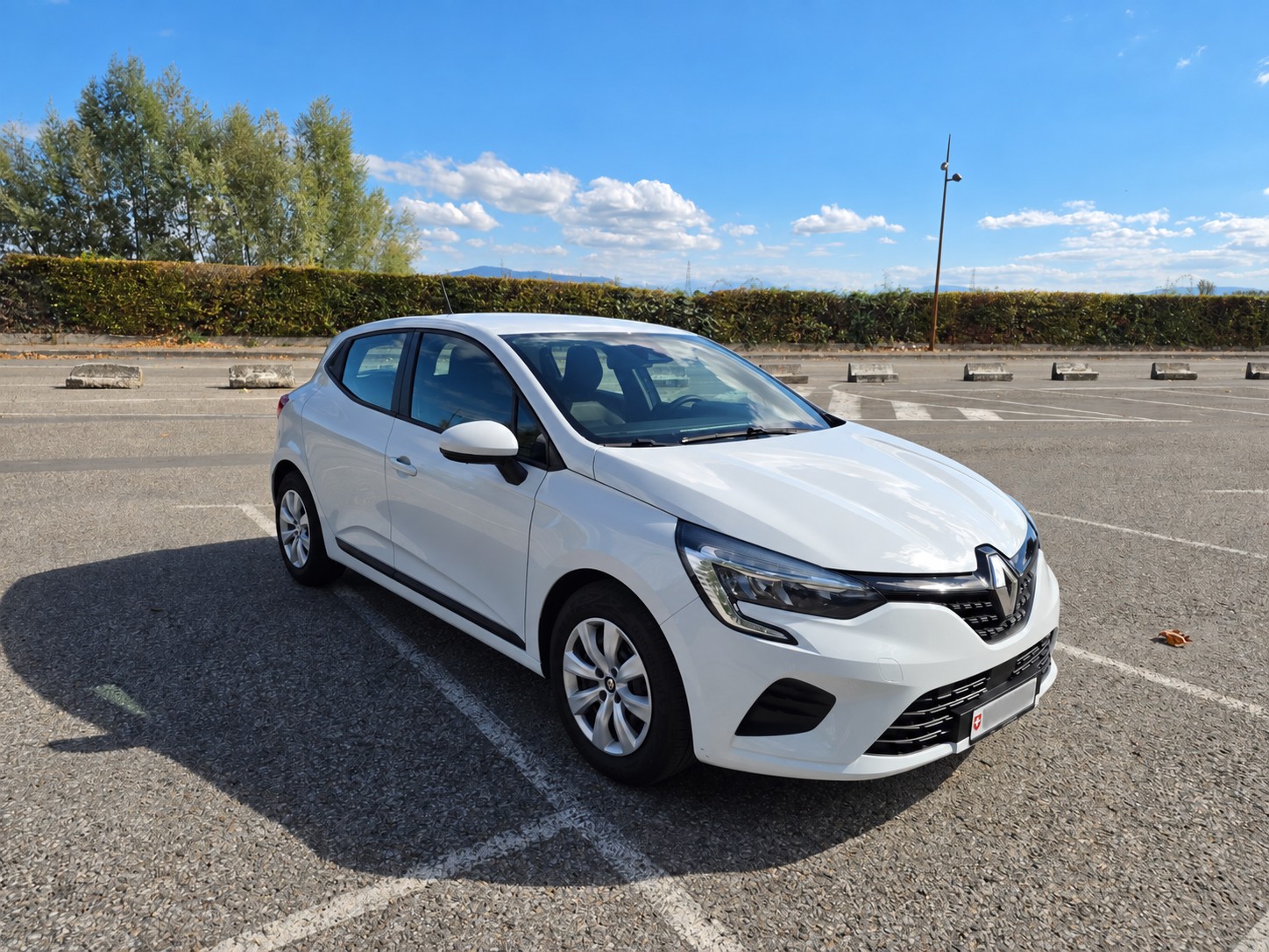 RENAULT 1.0 SCe 75 Life-image-1