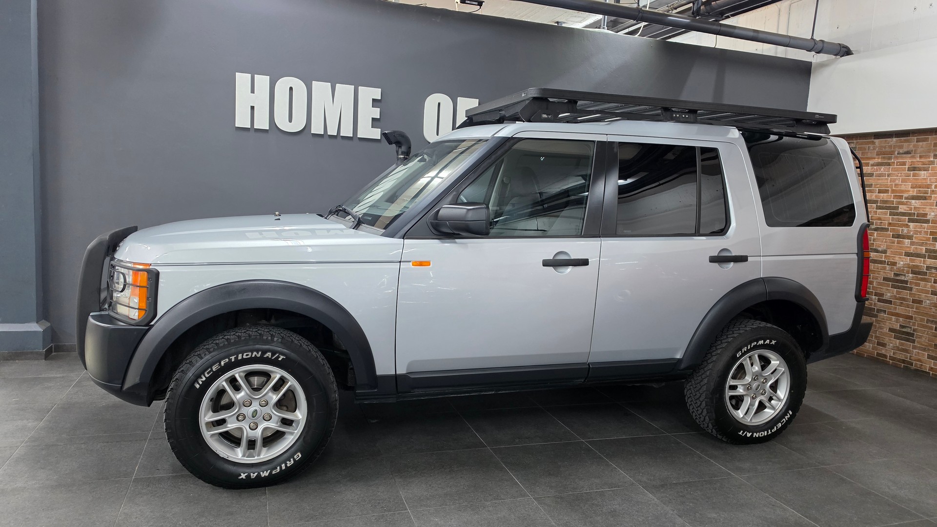 LAND ROVER Discovery 2.7d V6 S Handschalter-image-3