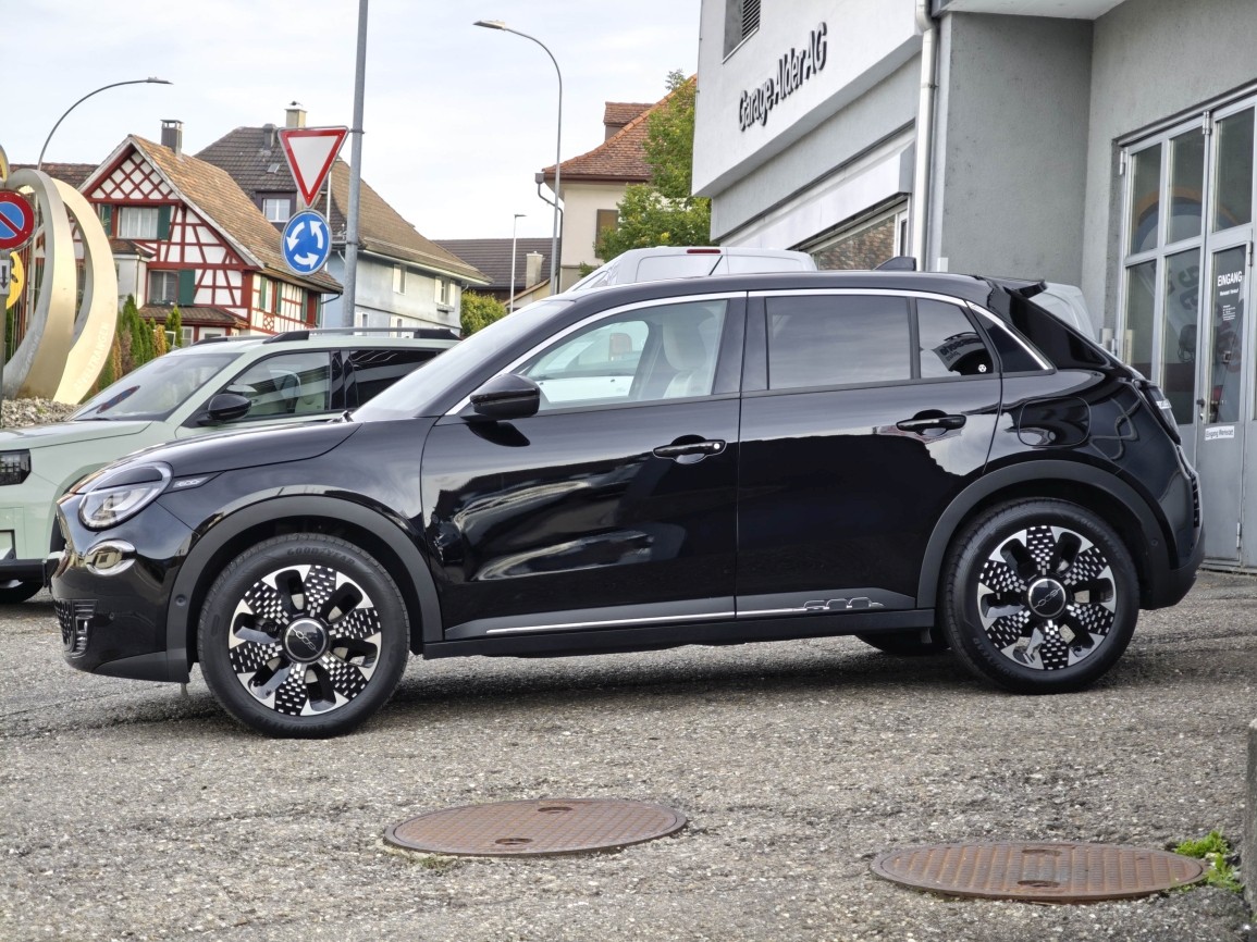 FIAT 600 1.2 Hybrid 145 La Prima-image-0