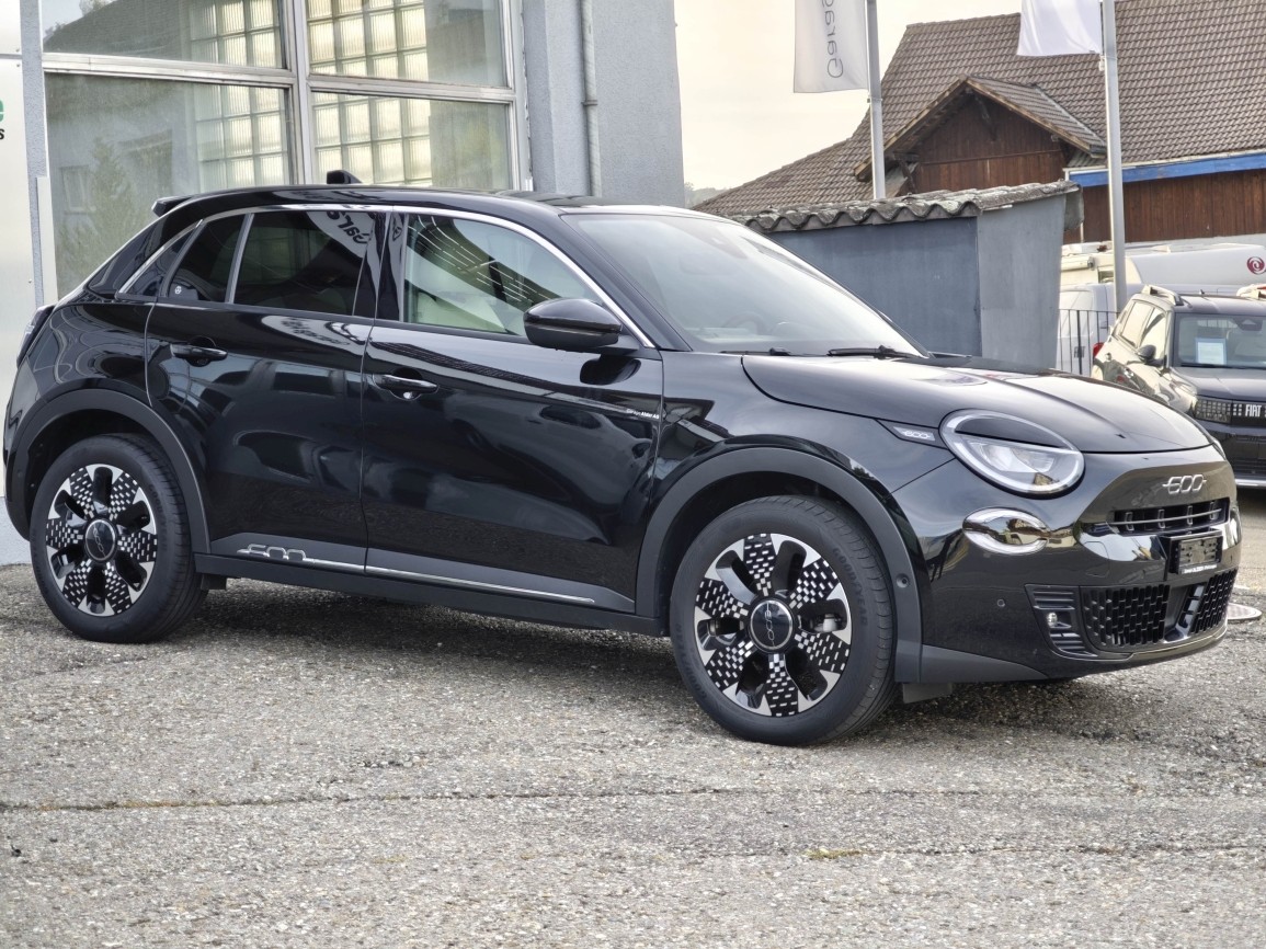 FIAT 600 1.2 Hybrid 145 La Prima-image-2