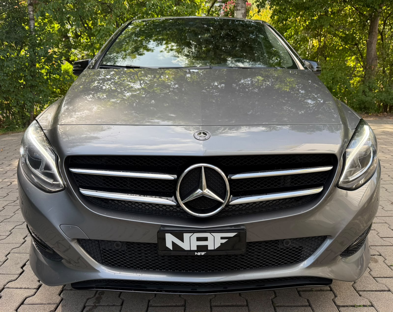 MERCEDES-BENZ B 220 CDI Swiss Star Edition Urban 4Matic 7G-DCT-image-7