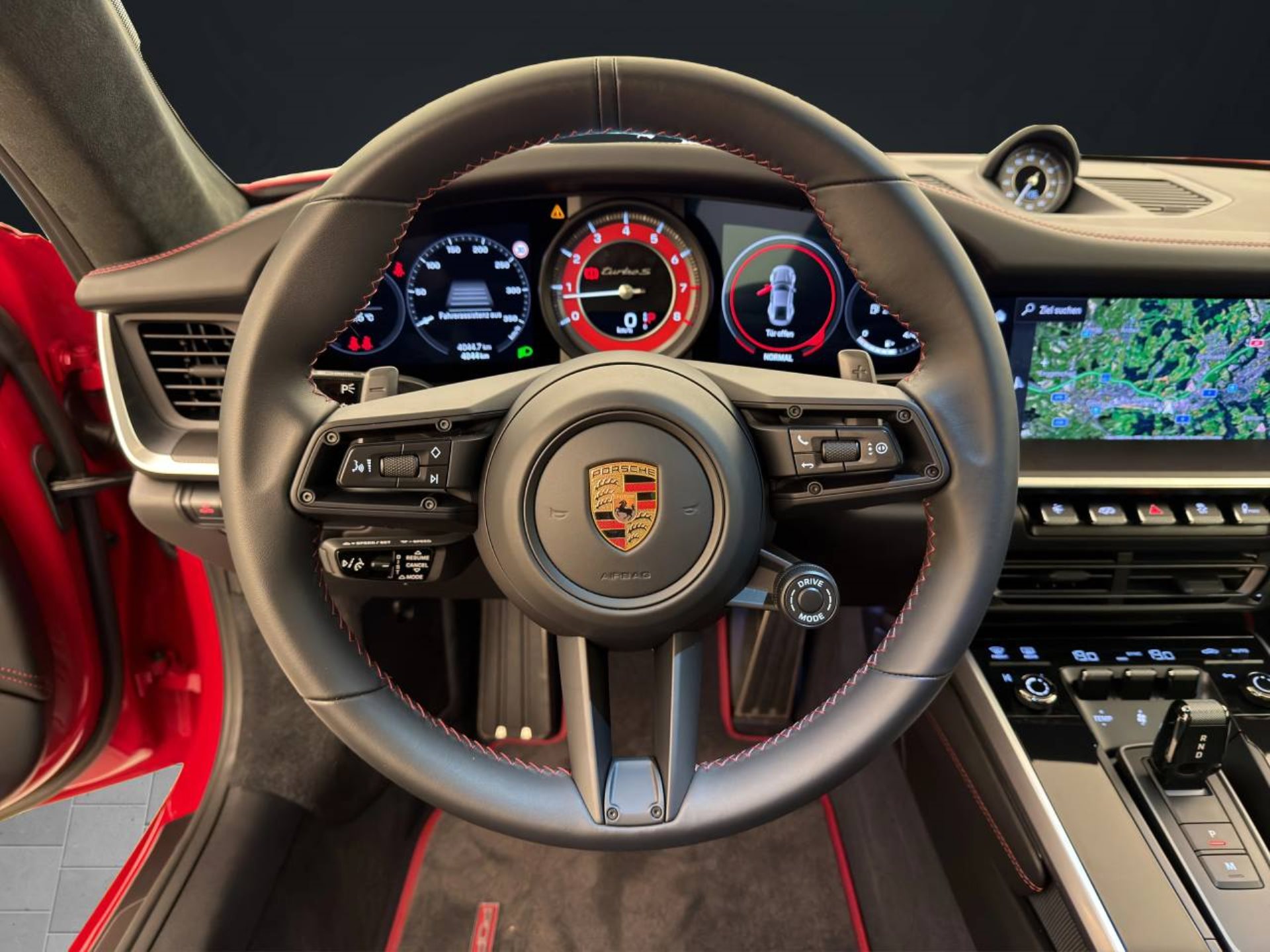 PORSCHE 911 Turbo S-image-4