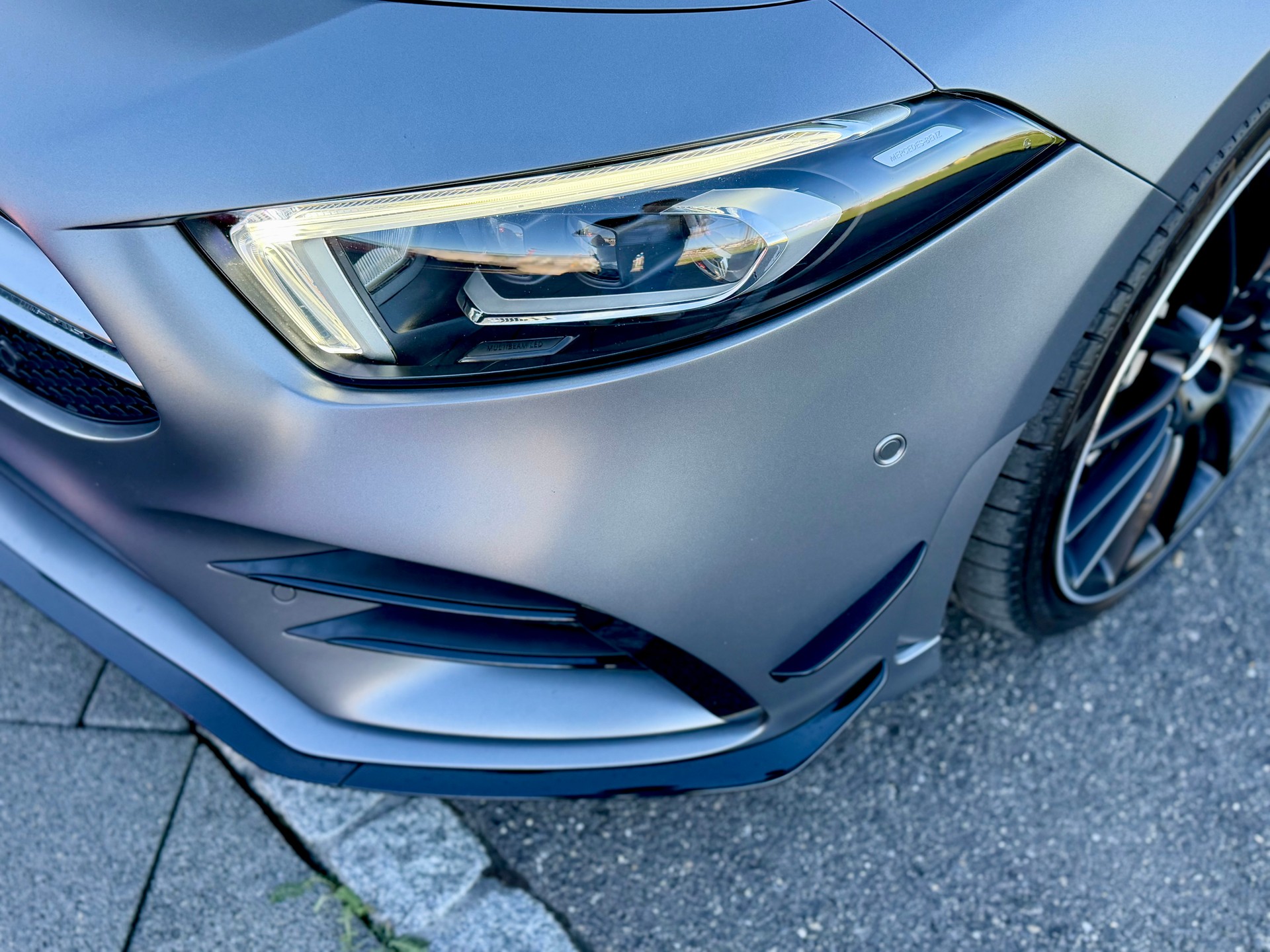 MERCEDES-BENZ A 35 AMG 4Matic Speedshift-image-5