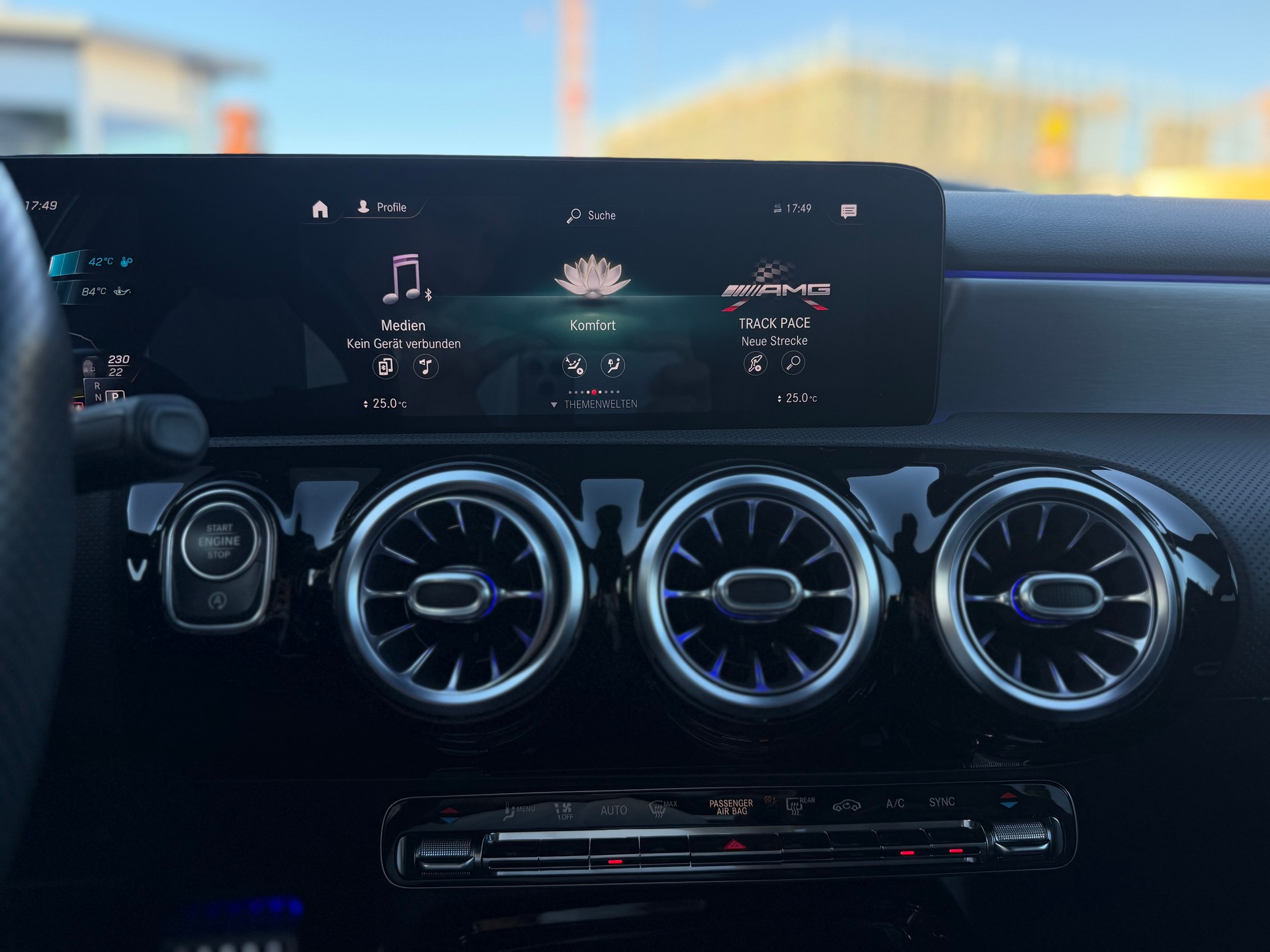 MERCEDES-BENZ A 35 AMG 4Matic Speedshift-image-20