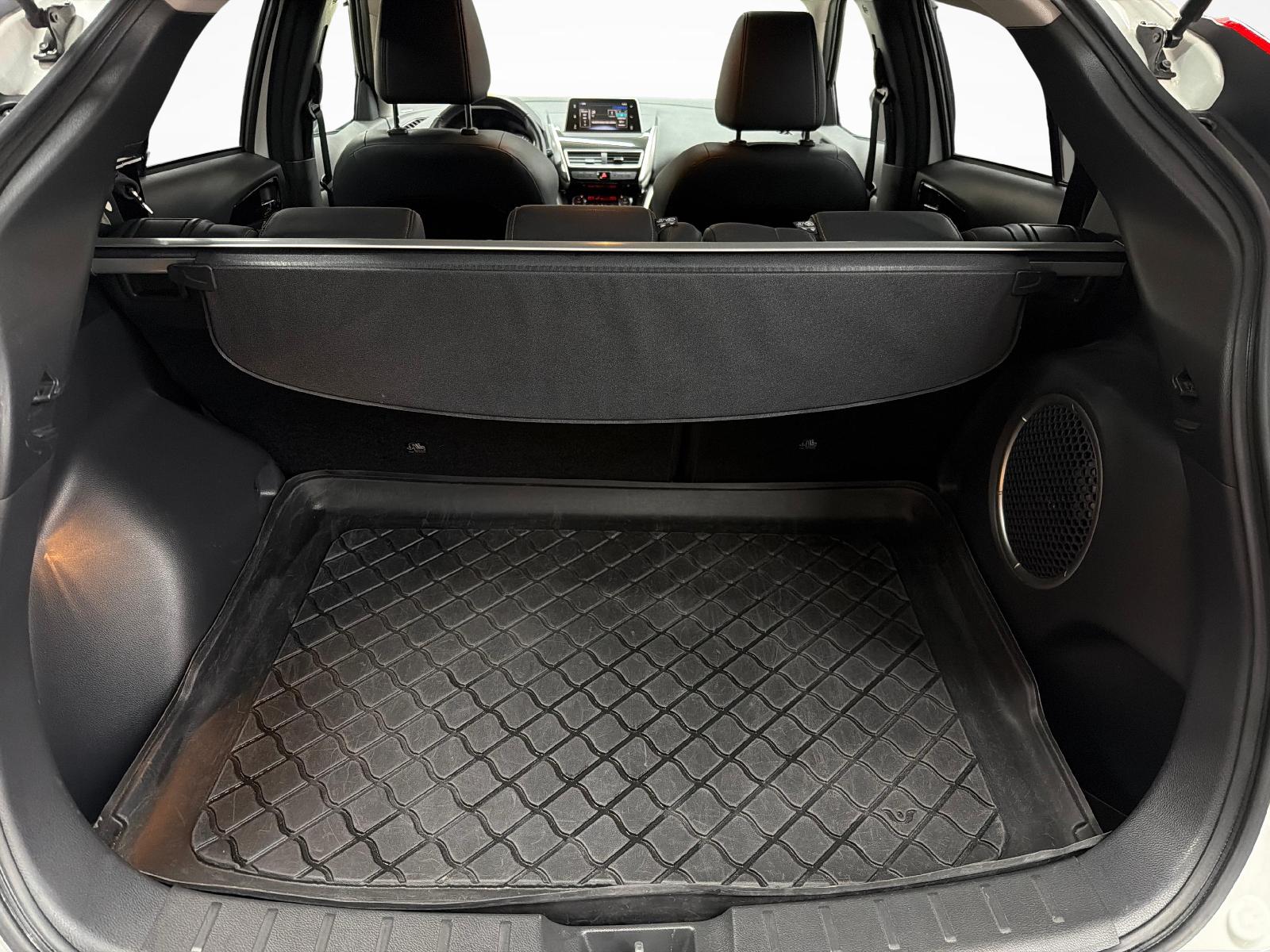 MITSUBISHI Eclipse Cross 1.5 T Diamond 4x4-image-11