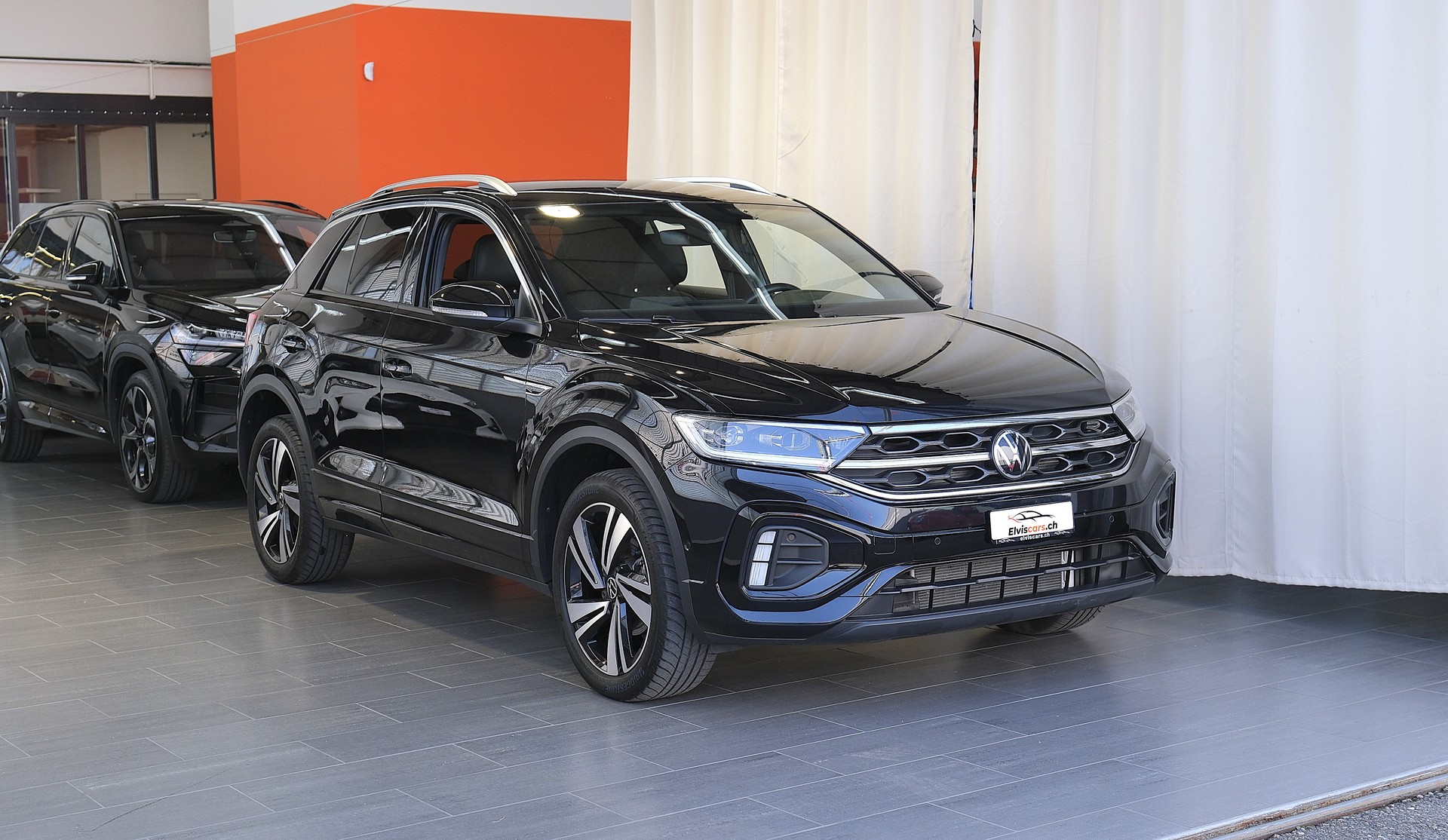 VW T-Roc 1.5 TSI EVO R-Line DSG-image-1