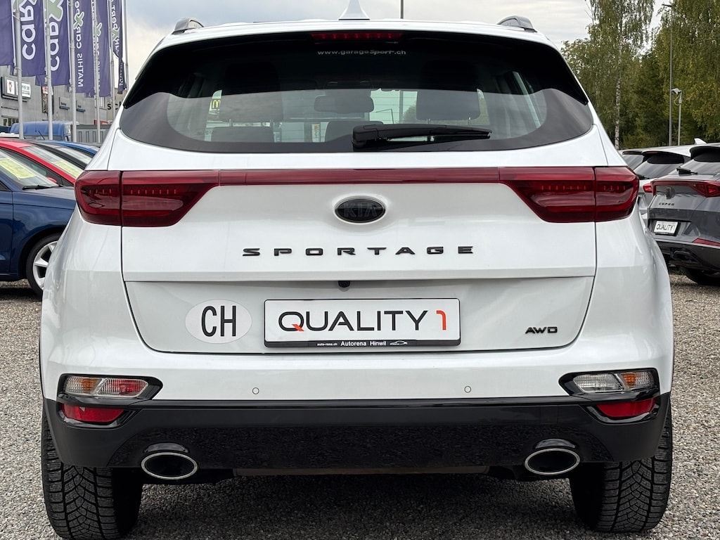 KIA Sportage 1.6 T-GDi Black Edition 4WD Automat-image-4