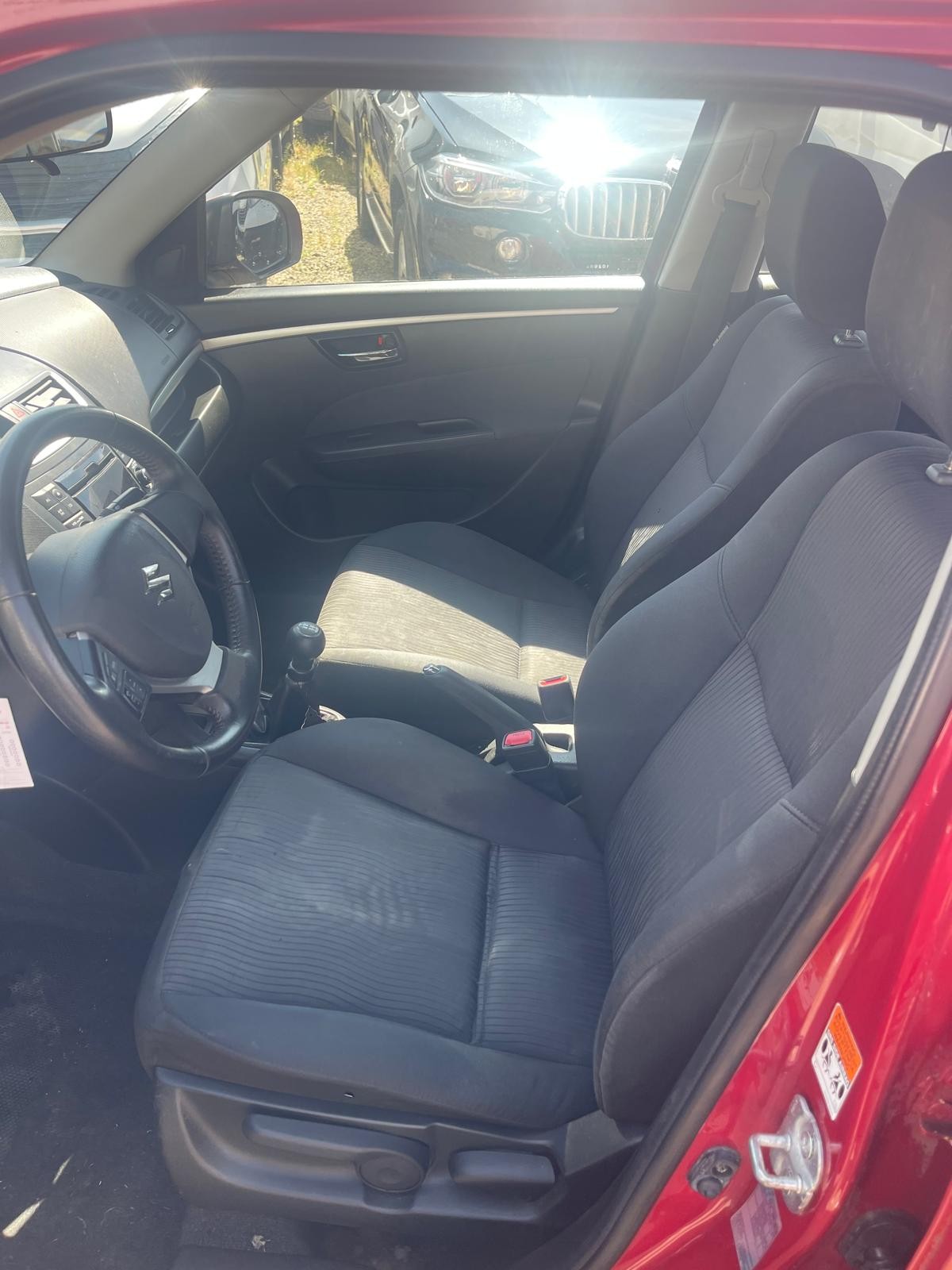 SUZUKI Swift 1.2i 16V GL 4x4-image-6