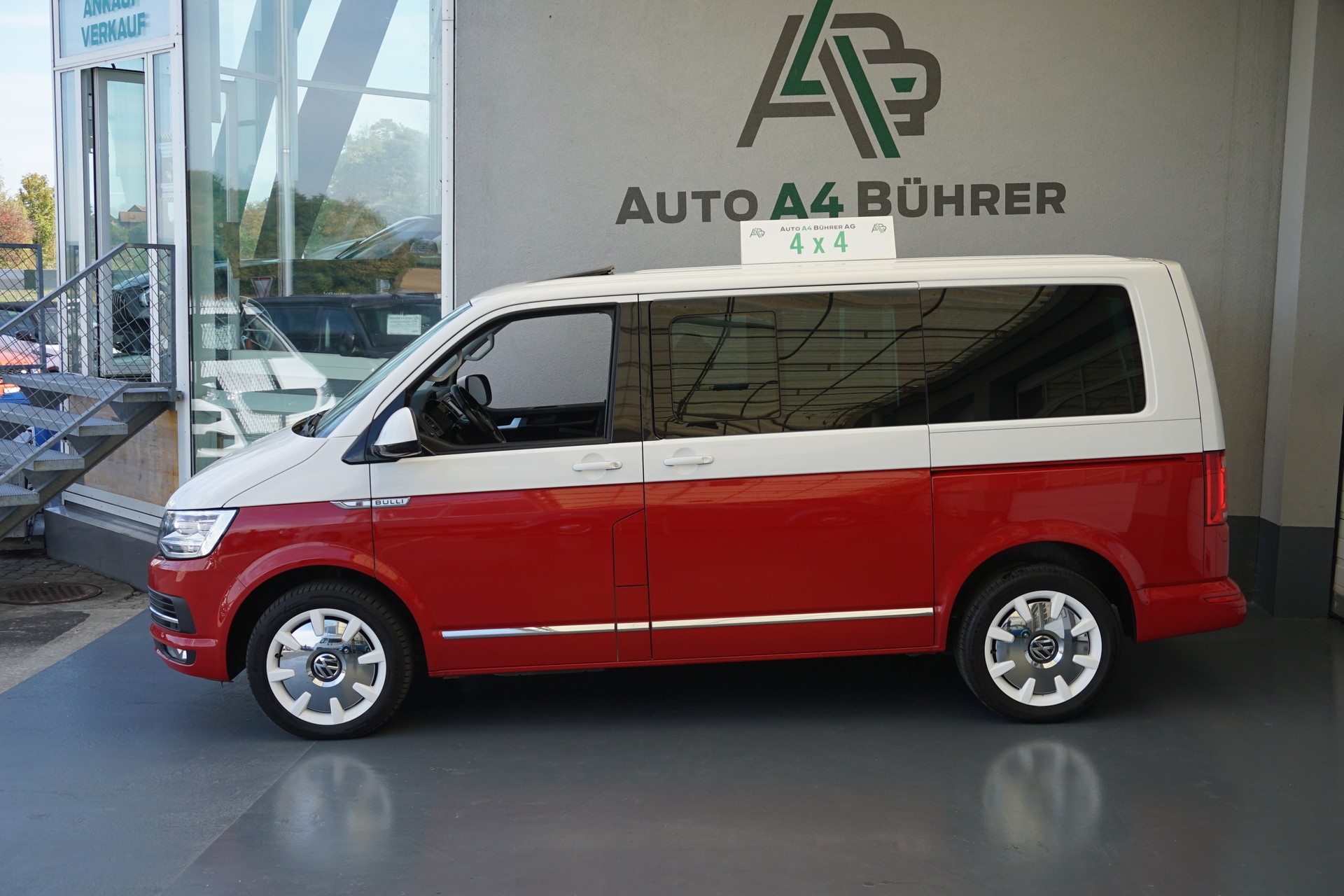 VW Multivan 2.0BiTDI High 4M-image-1