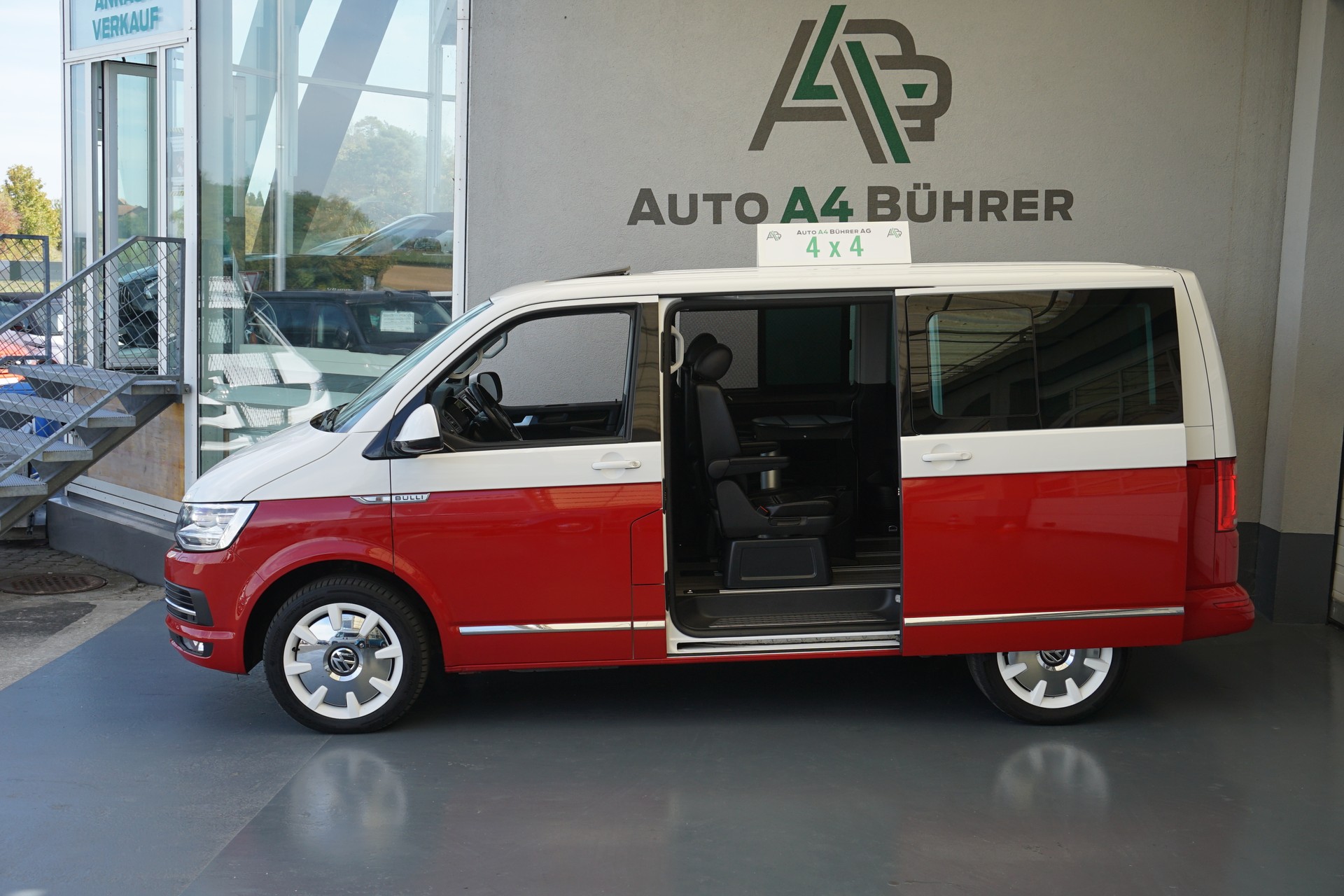 VW Multivan 2.0BiTDI High 4M-image-0